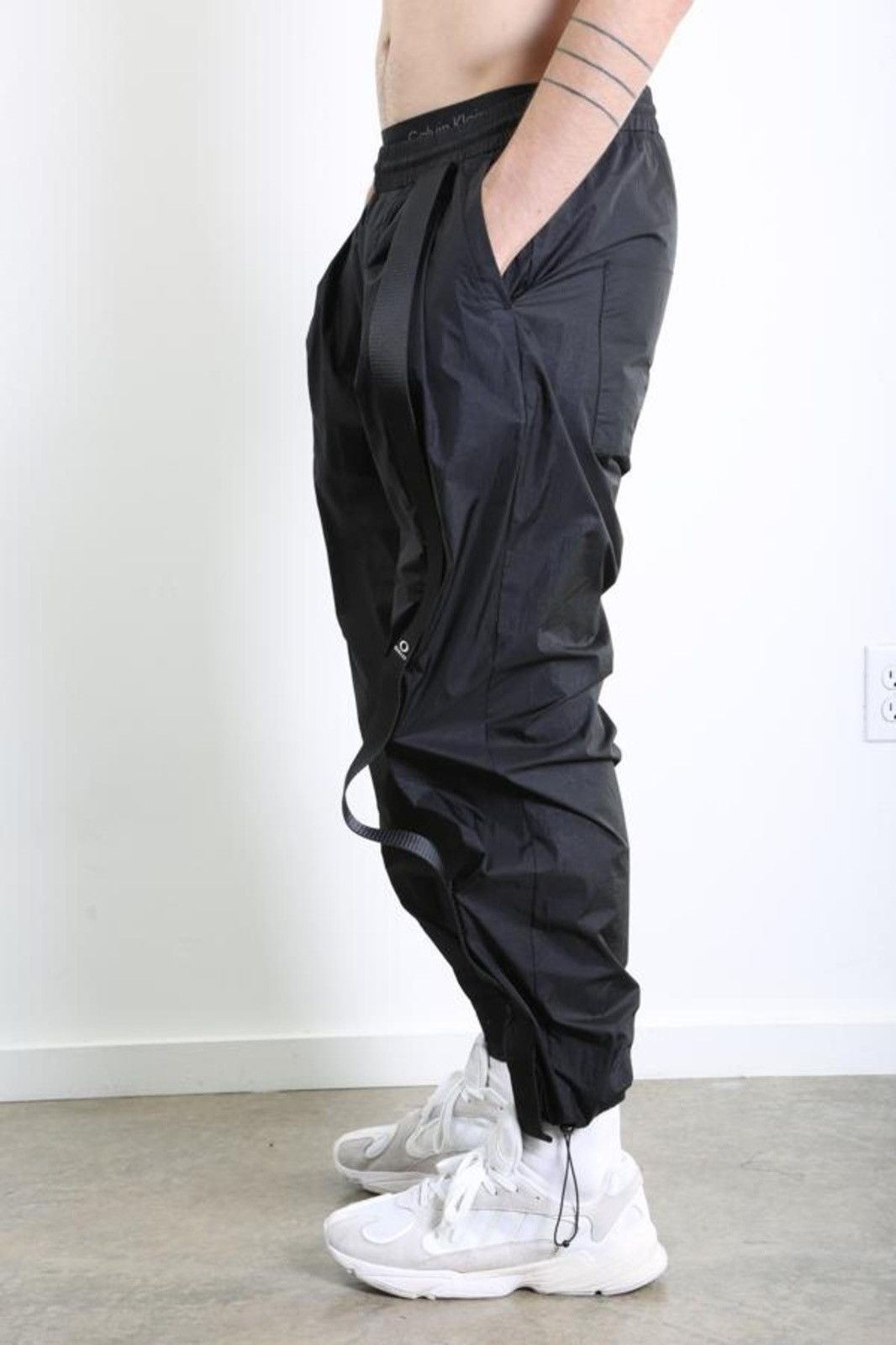 Oakley × Samuel Ross OAKLEY BY SAMUEL ROSS JOGGING PANT Size US 32 / EU 48 - 10 Thumbnail