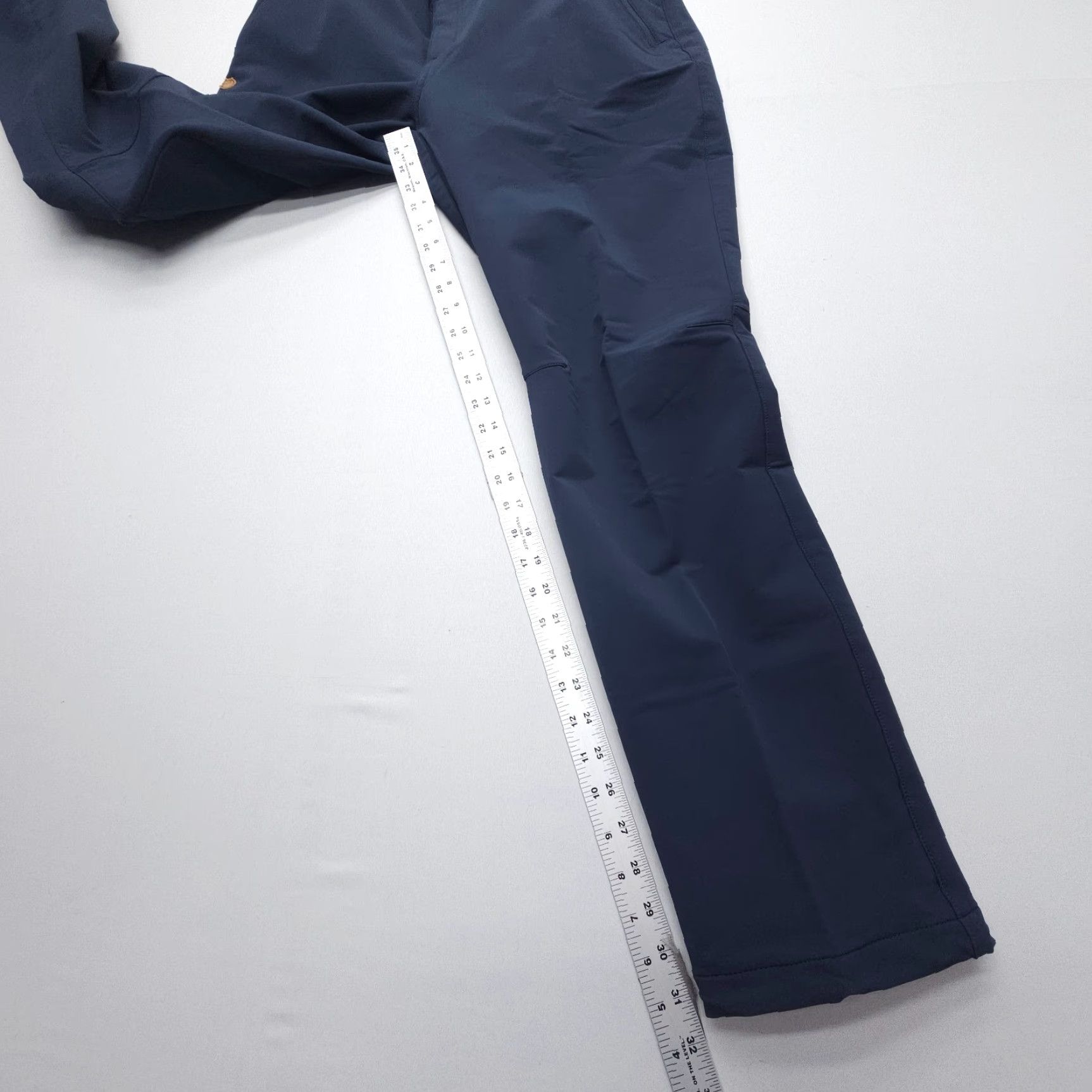 Vintage Fjallraven Abisko Winter Stretch Trousers Womens 12 Blue Trekking Softshell EUC Size 34" / US 12 / IT 48 - 4 Thumbnail