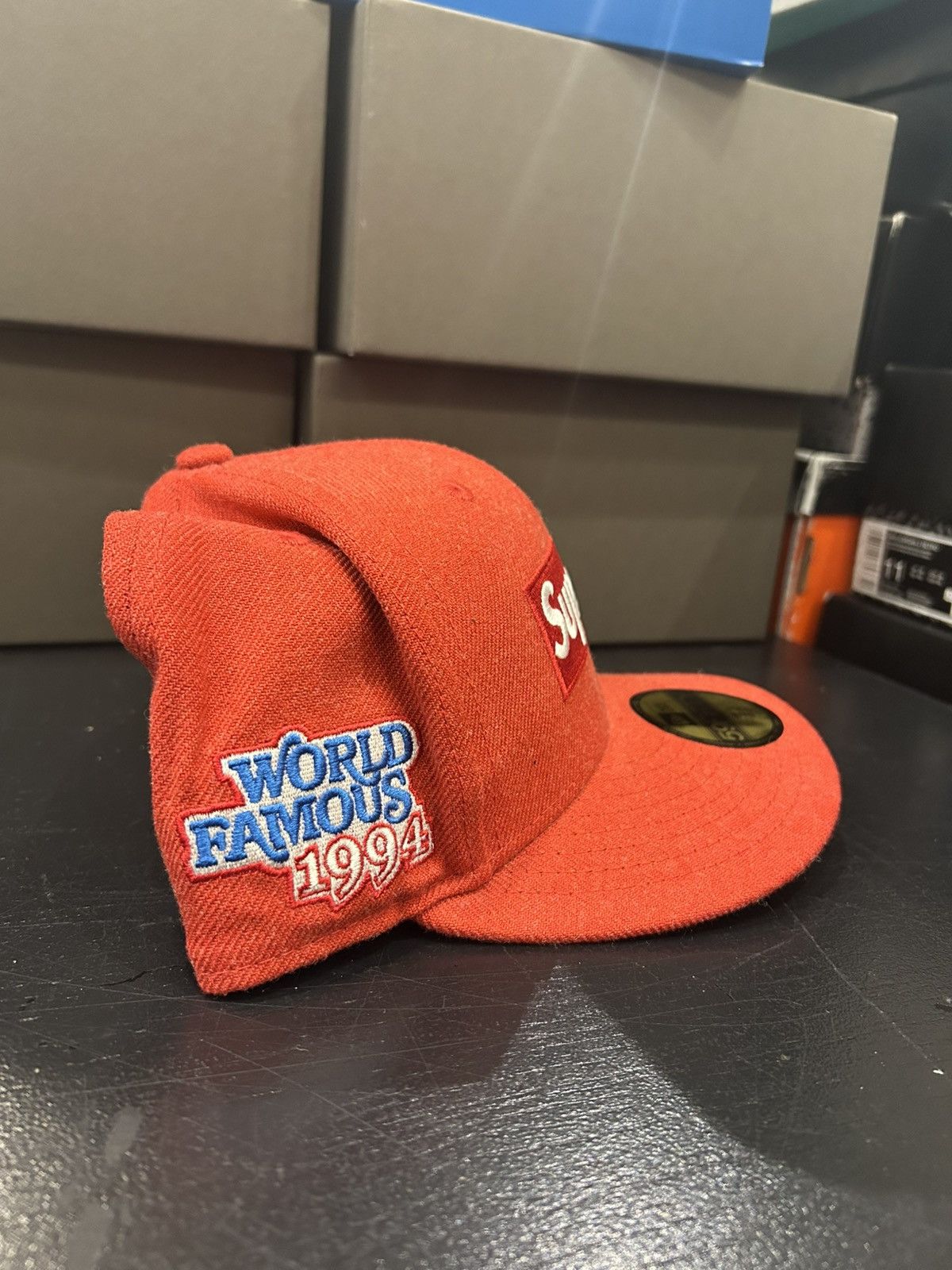 New Era × Supreme Supreme X New Era World Famous 1994 Fitted Hat Size ONE SIZE - 2 Thumbnail