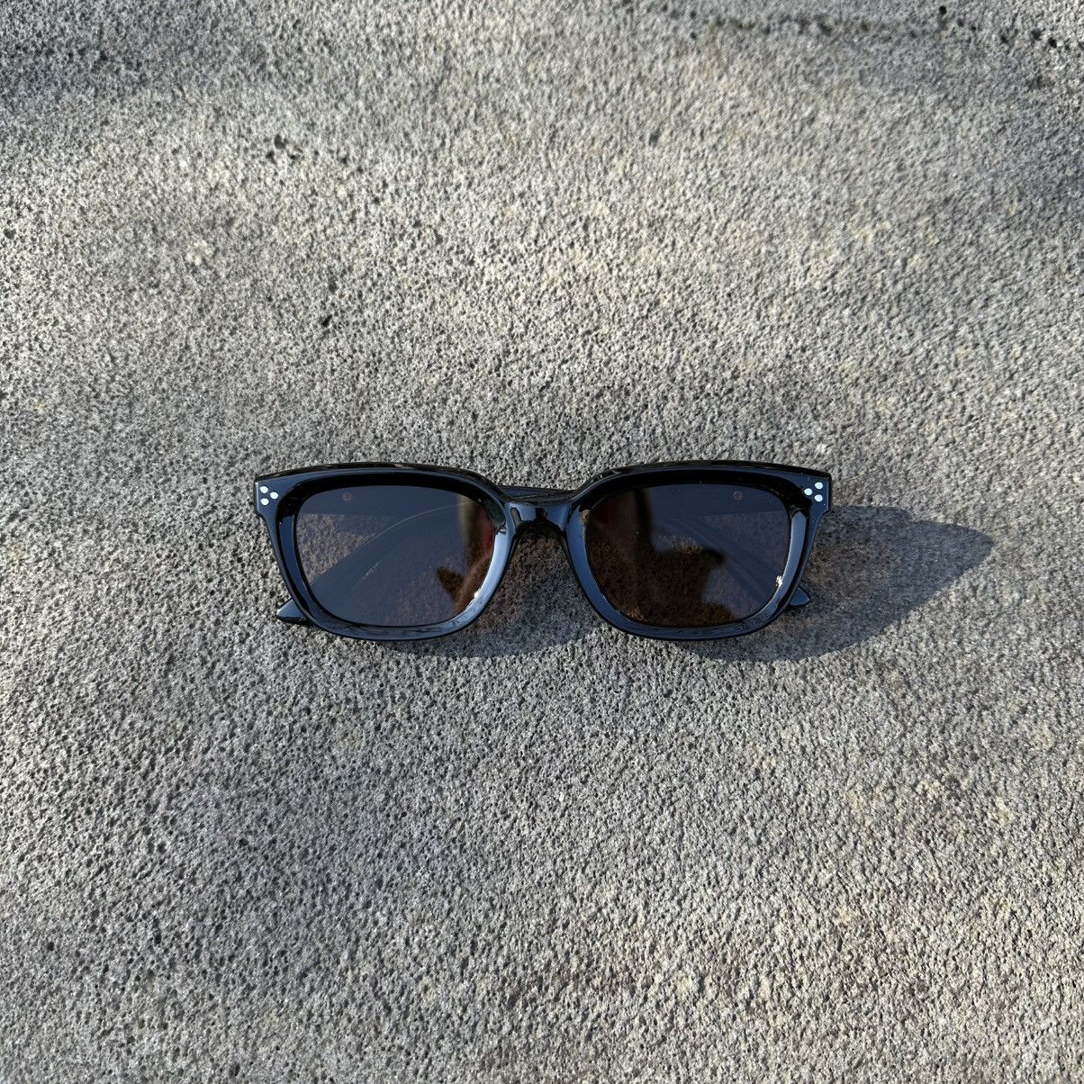 Other Y2K Unisex Sunglasses Retro Fashion Shades YT2329-02 Size ONE SIZE - 1 Thumbnail