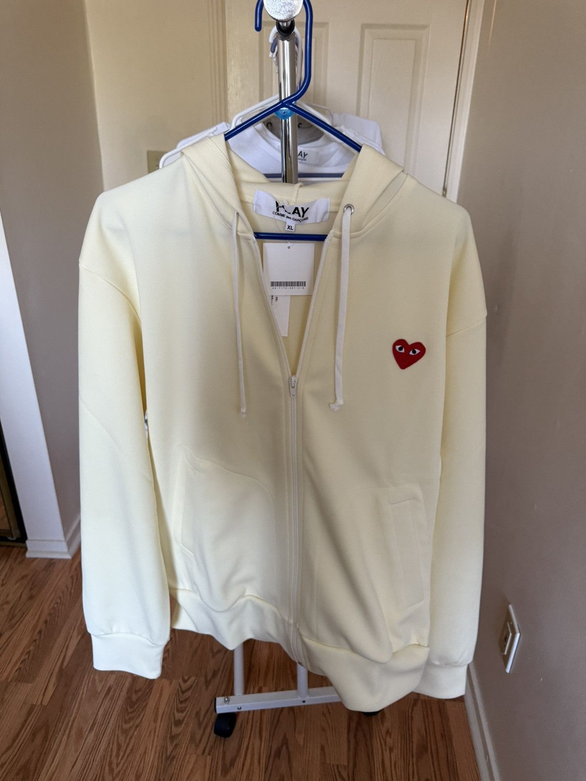 Comme des Garcons PLAY COMME DES GARCONS PLAY Zip Up Hoodie Size US XL / EU 56 / 4 - 10 Thumbnail