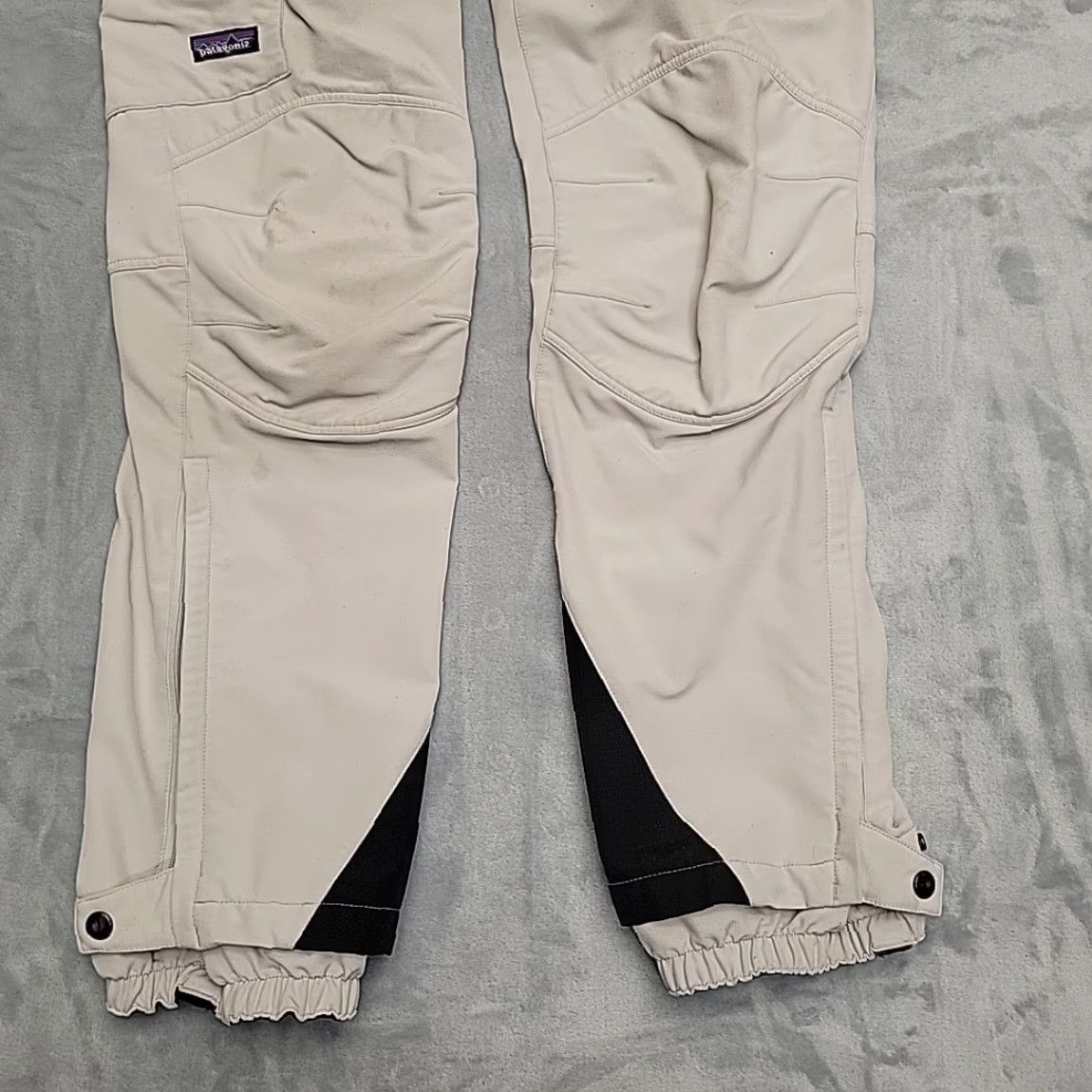 Patagonia Patagonia Pants Womens 10 Super Guide Softshell Technical Outdoor Utility Hike Beige Nylon Blend Pockets Zip Flat Front Machine Washable Womens Size 32" / US 10 / IT 46 - 2 Thumbnail