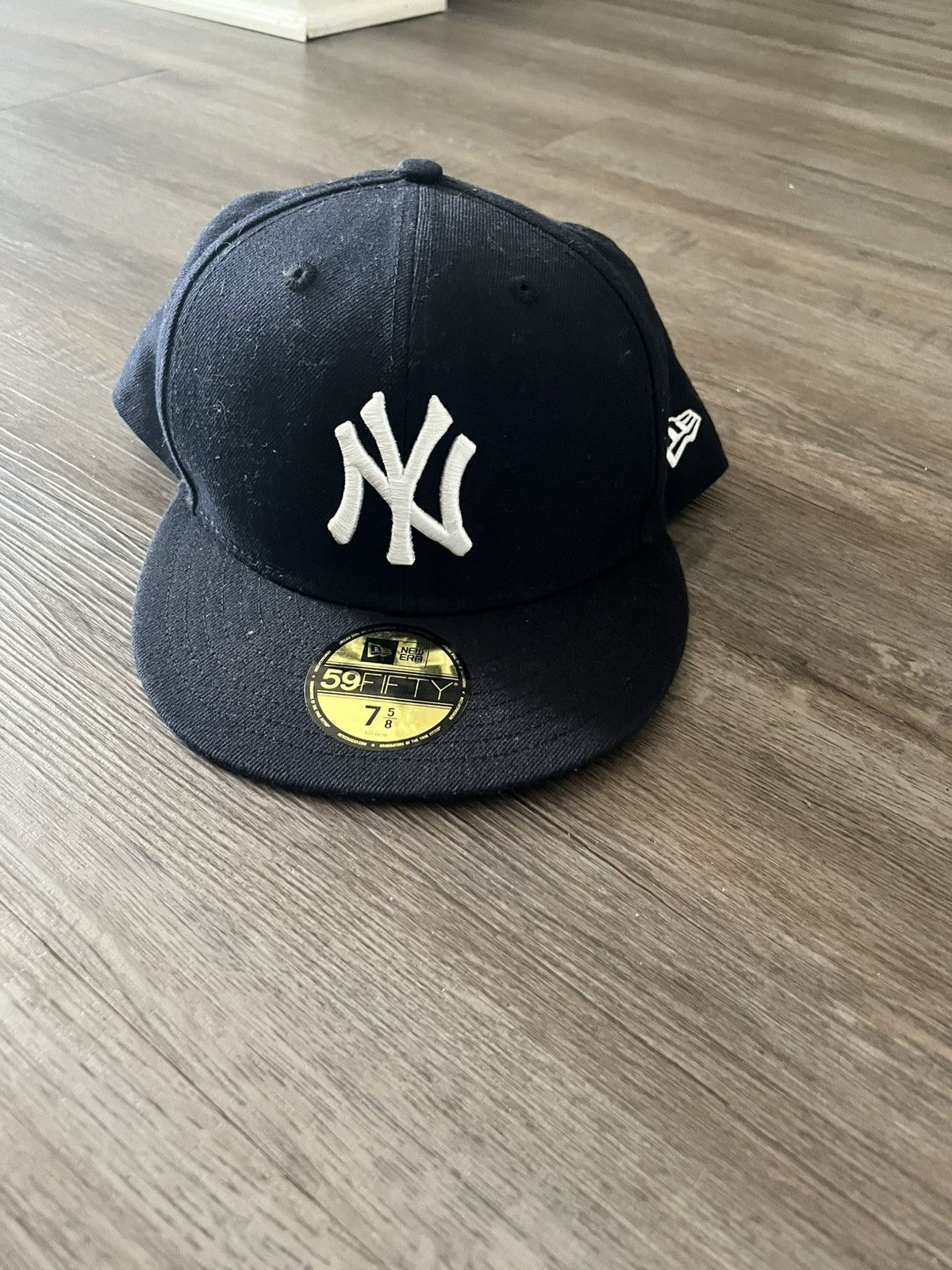 Lids New York Yankees Fitted Cap Size ONE SIZE - 1 Thumbnail