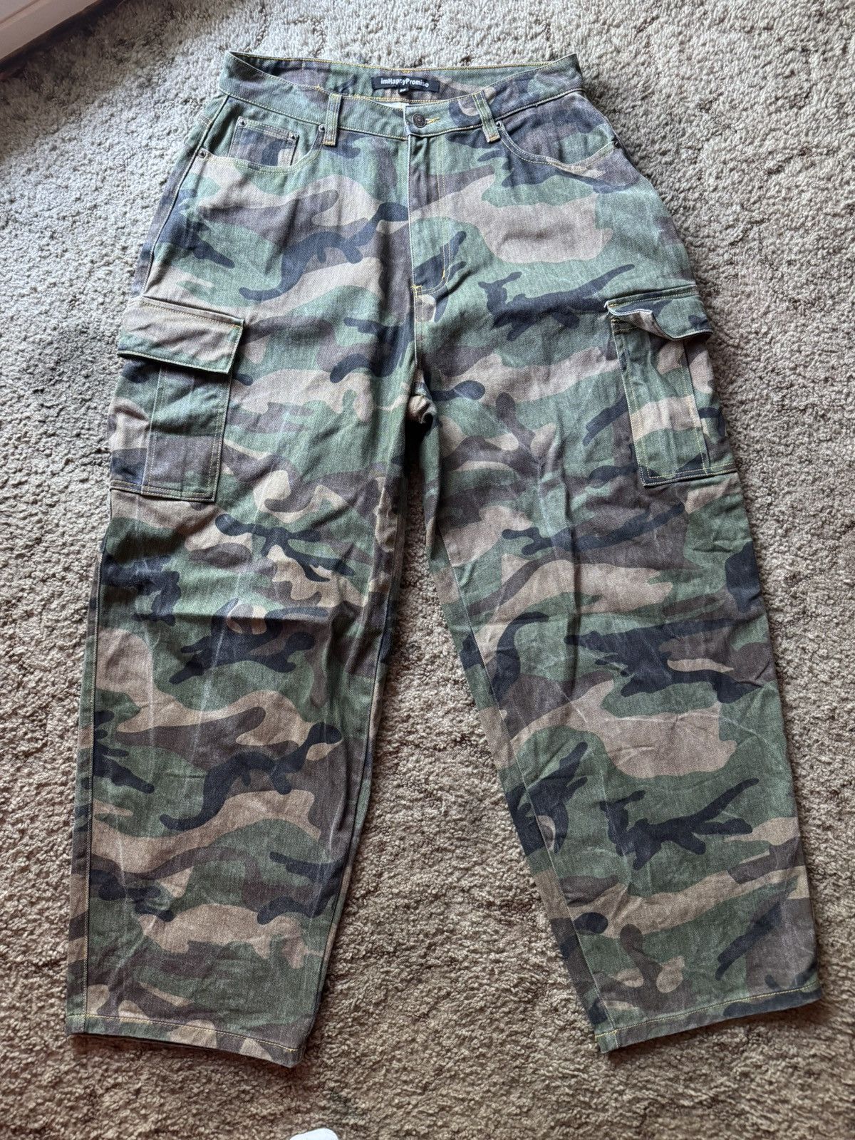 Im Happy Promise IHP Baggy Camo Cargos Sz 32