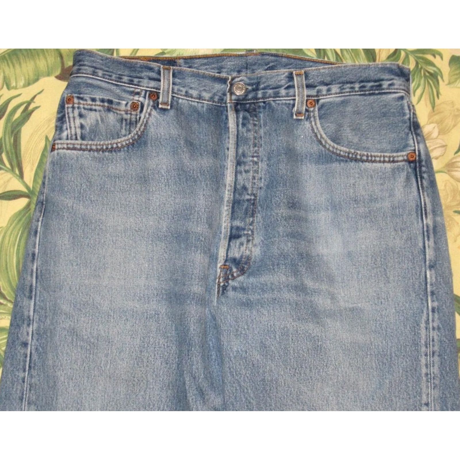 Vintage Vtg Levis 505 Denim Jeans Made In USA 32 x 30 Mens Regular 32 Blue Straight Inseam 30 Vintage Levis 505 Denim Jeans Made In USA 32 x 30 Mens Blueside Size US 32 / EU 48 - 3 Thumbnail
