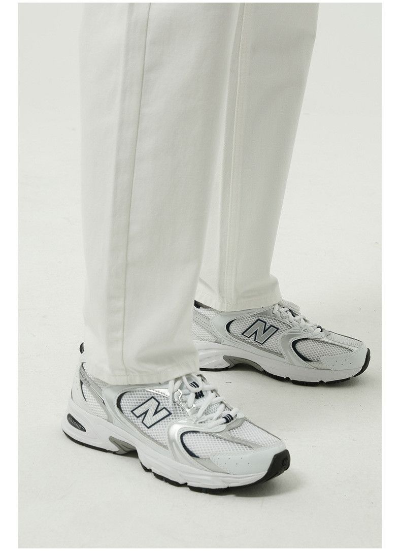 Japanese Brand Men's Japanese Retro White Slim Fit Simple Jeans Size US 32 / EU 48 - 4 Thumbnail