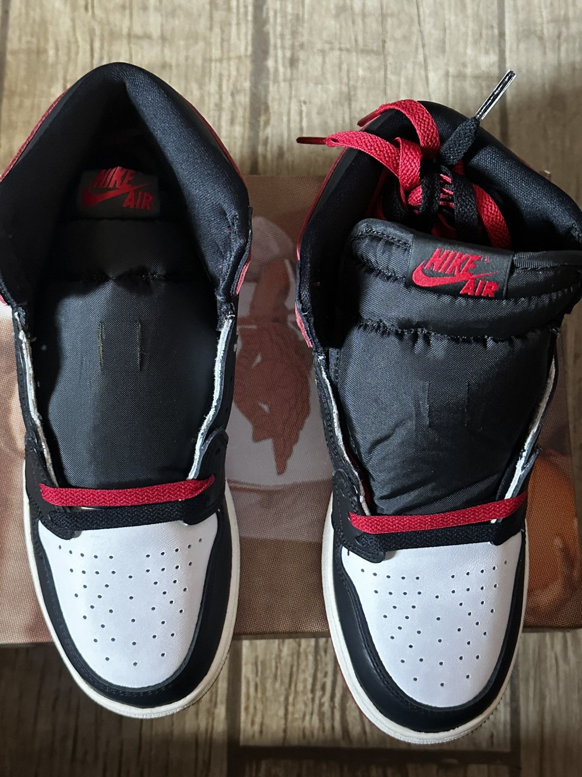 Nike Air Jordan 1 Retro High OG GS ‘Black Toe Reimagined’ Size US 6.5 / EU 39-40 - 3 Thumbnail