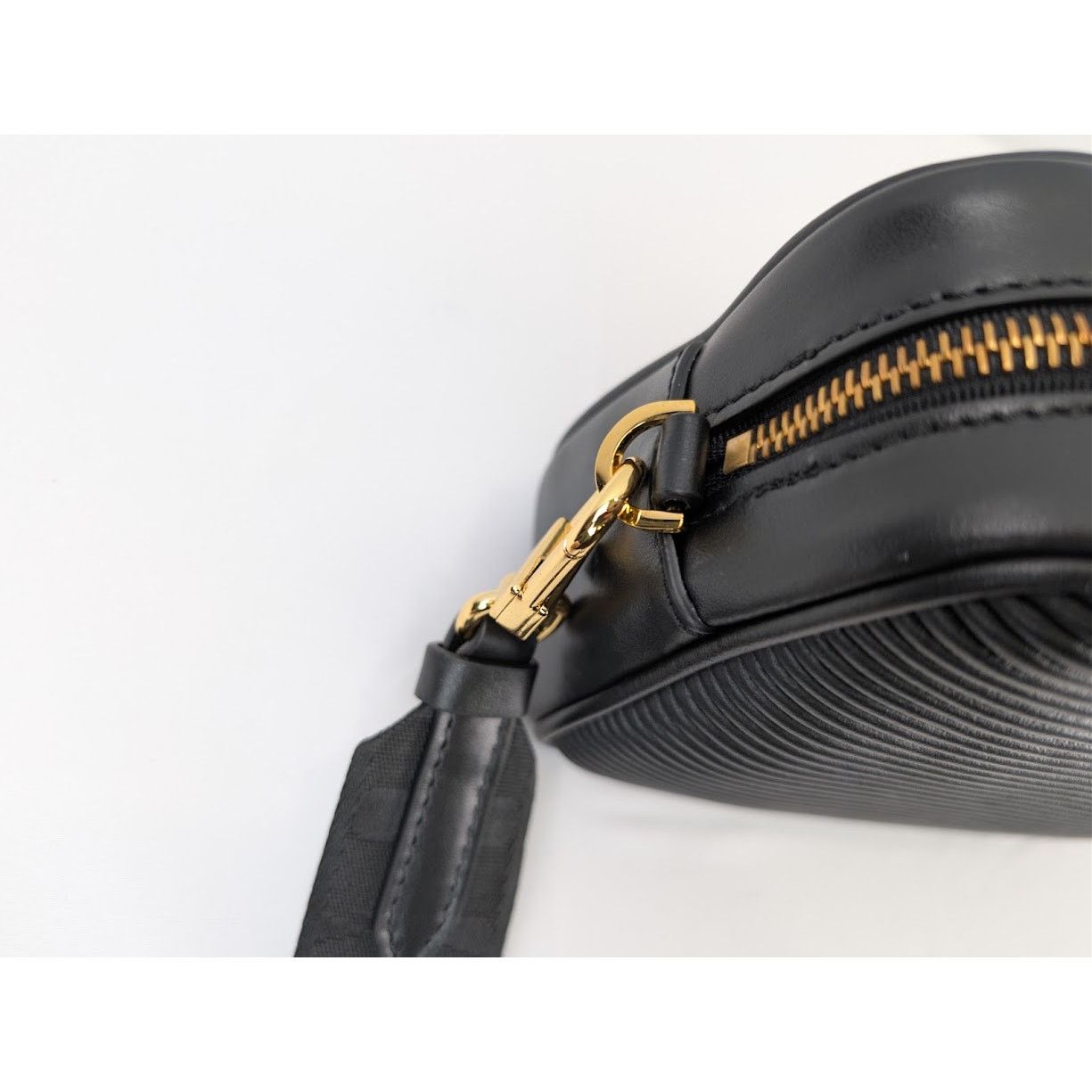 Amiri o1rshd1 Size: OS / Nappa MX1 Padding Camera Case Black Size ONE SIZE - 12 Thumbnail