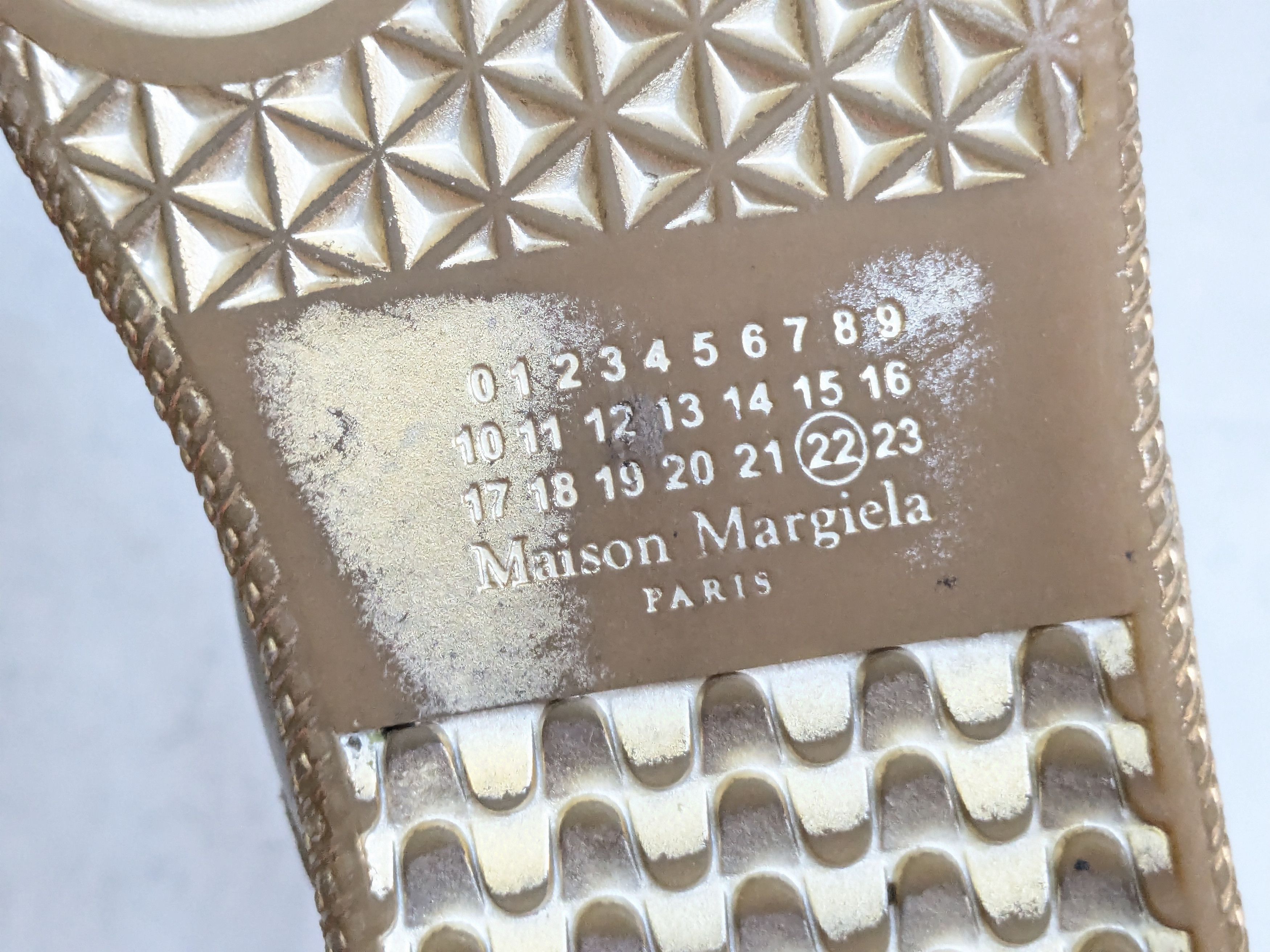 Maison Margiela Maison Margiela GAT Replica Gold 11 44 Low Tops Size US 11 / EU 44 - 18 Thumbnail