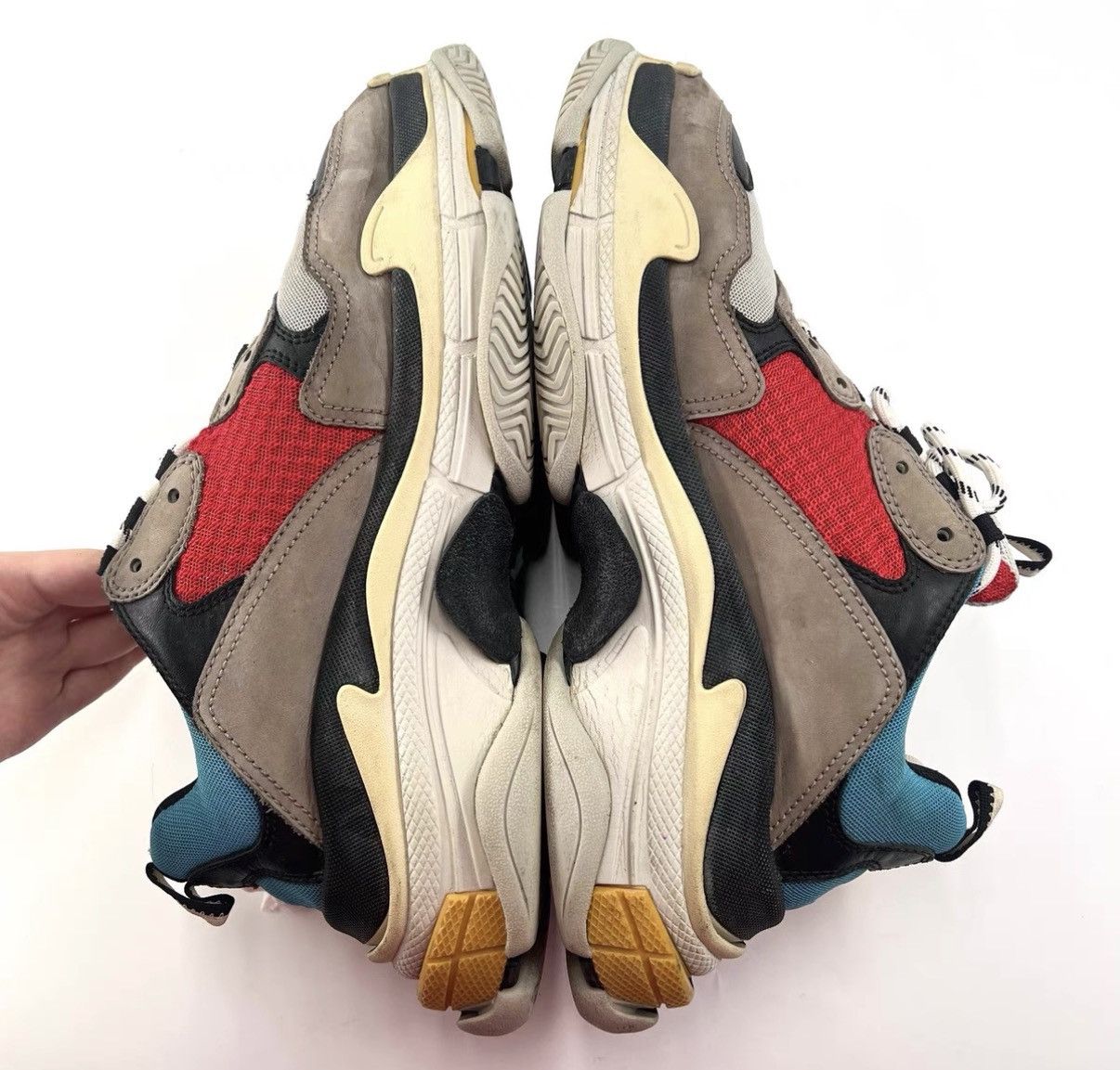 Balenciaga Balenciaga Triple S Men's Dad Shoes Yin-Yang Color Block K12 Size US 8.5 / EU 41-42 - 7 Thumbnail