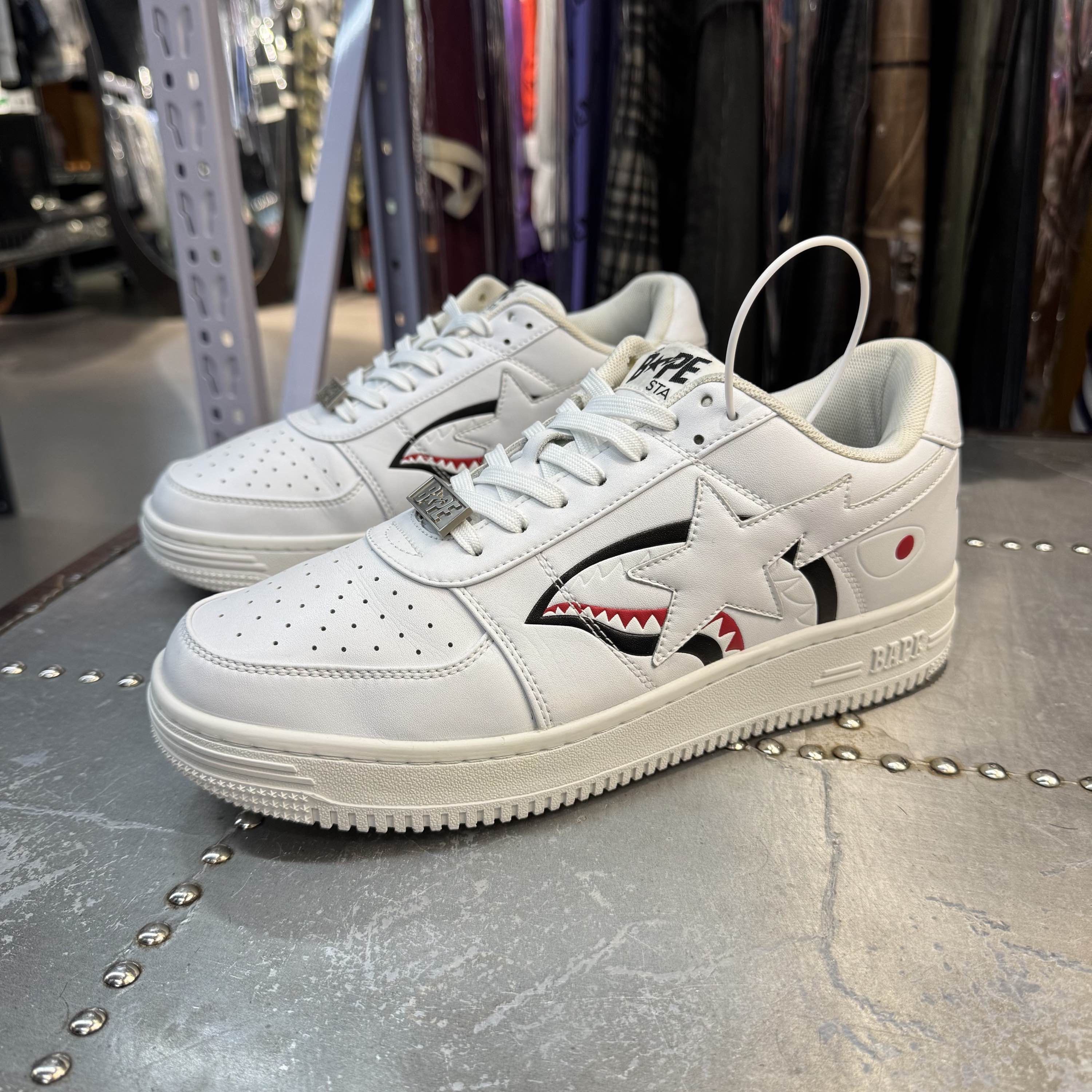 Bape A BATHING APE x mastermind BAPE STA Low-Top Sneakers US 10 Size US 11 / EU 44 - 1 Thumbnail