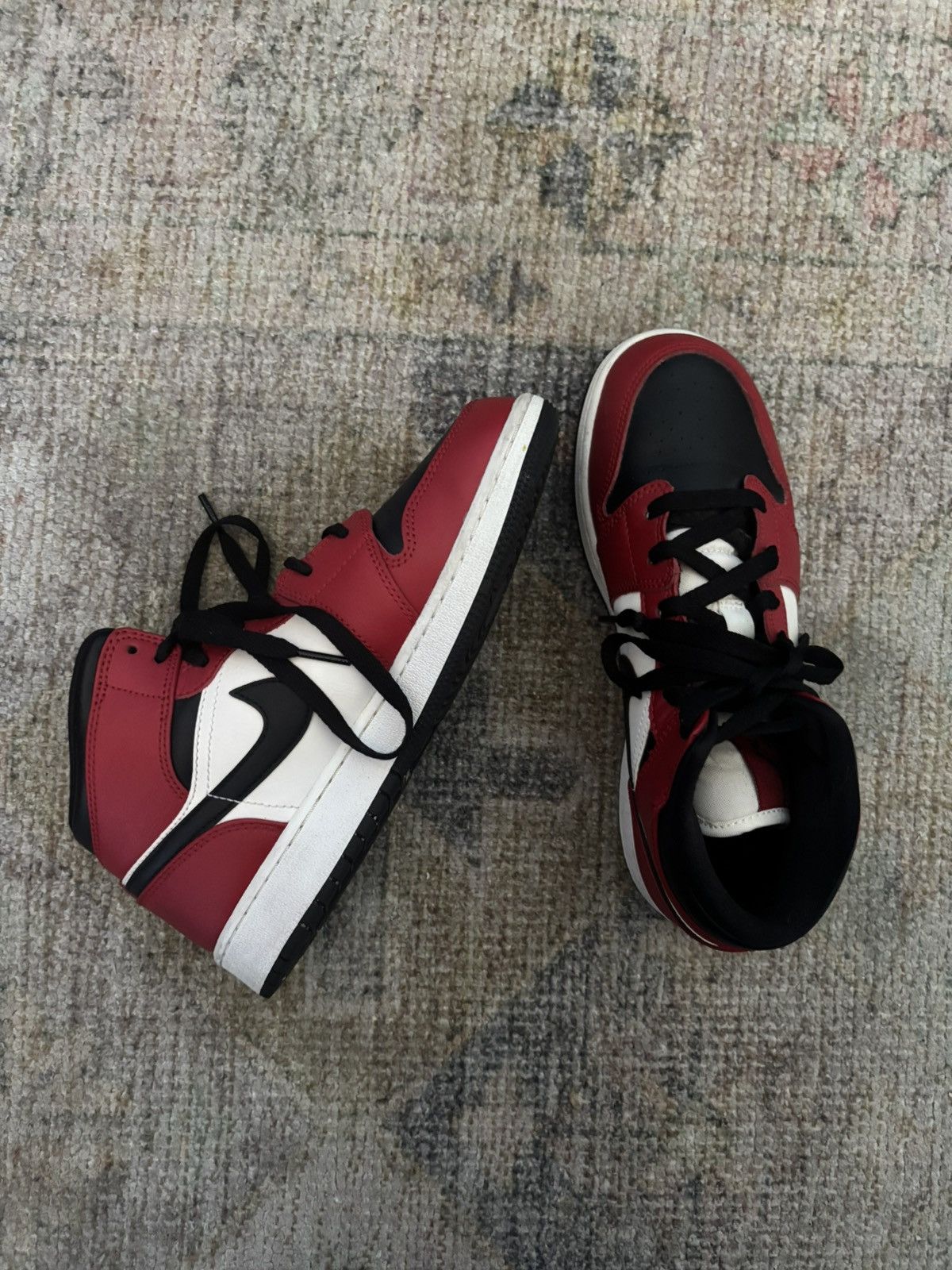 Nike Jordan 1 Mid “Red & Black” — Lightly Worn — Size 6Y Size US 6 / EU 39 - 2 Thumbnail