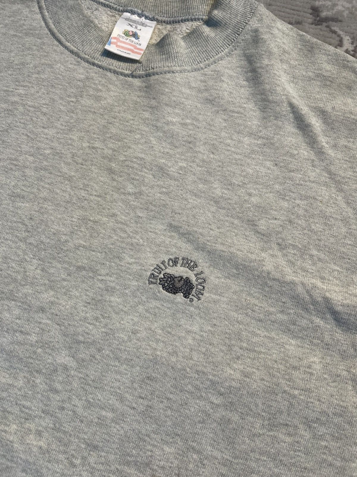 Designer × Fruit Of The Loom × Vintage Vintage Sweatshirt 90s Fruit Of The Loom Gray Size US M / EU 48-50 / 2 - 4 Thumbnail