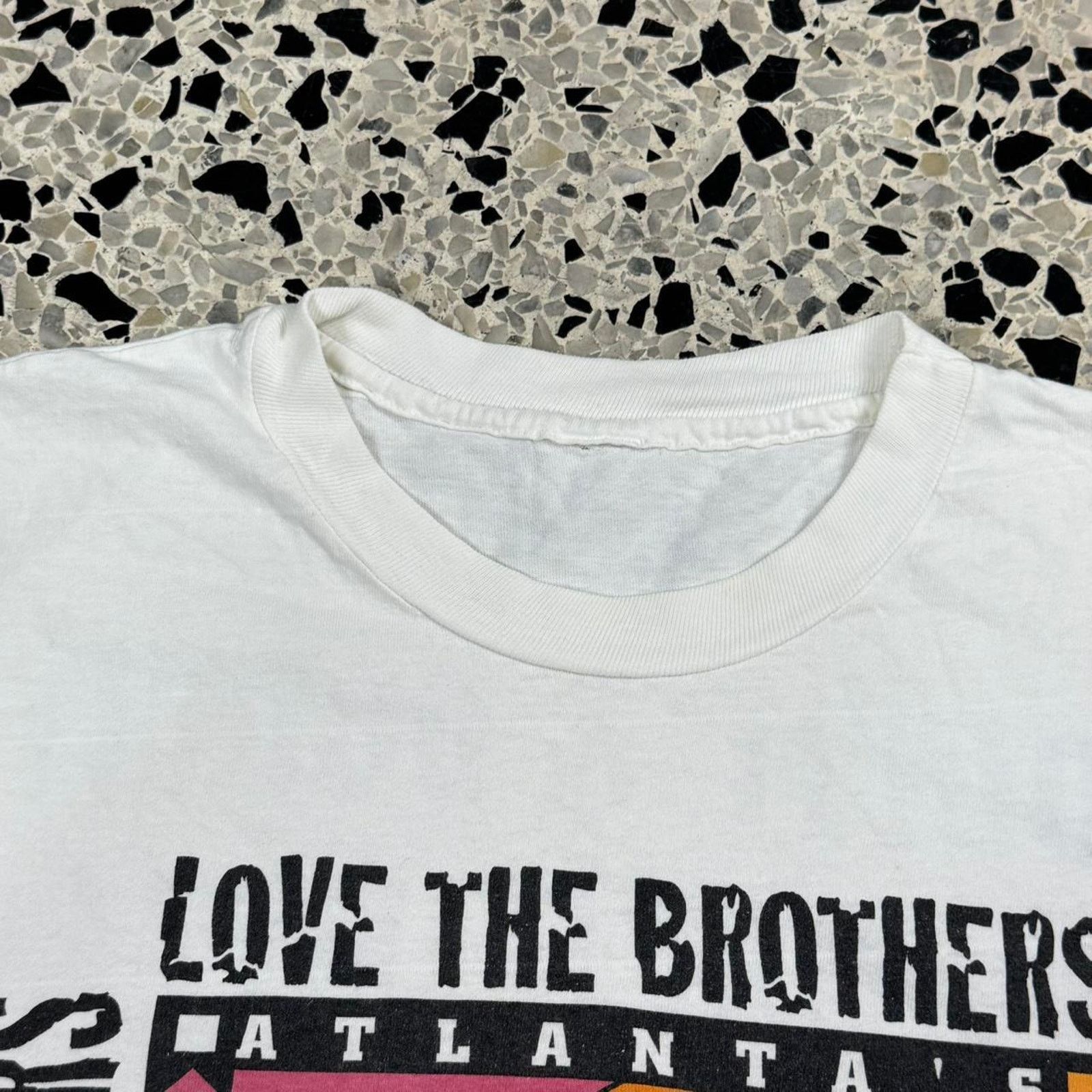 Hanes × Vintage VINTAGE 90S SINGLE STITCH ATLANTAS WORLD FAMOUS FREAKNIK TEE Size US XL / EU 56 / 4 - 5 Thumbnail