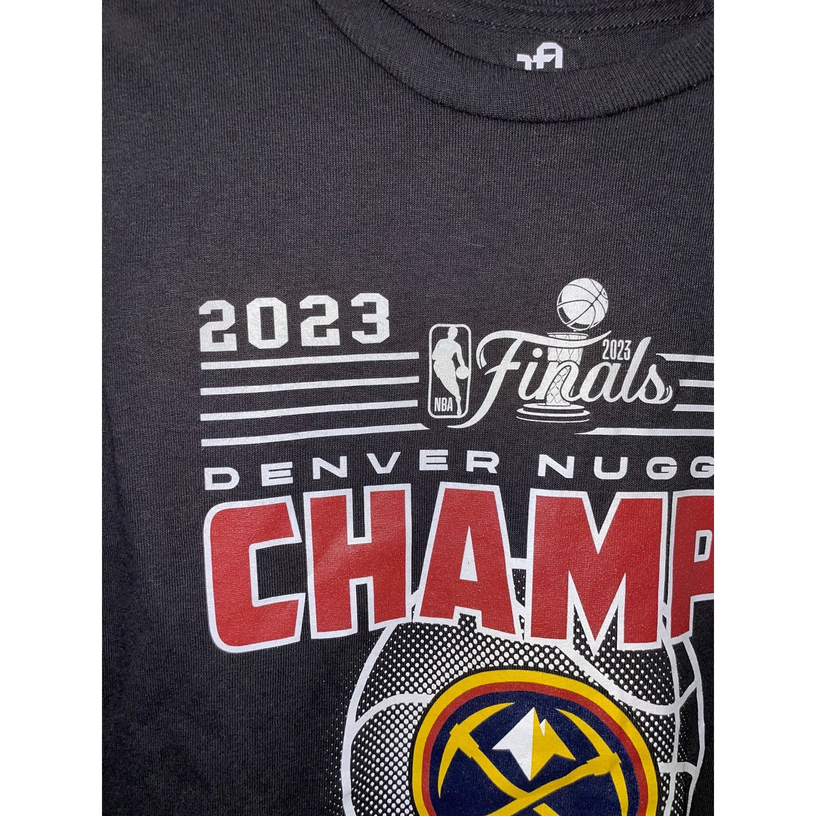 NBA Youth NBA Denver Nuggets Finals Champs Basketball Shirt L Size US L / EU 52-54 / 3 - 3 Thumbnail