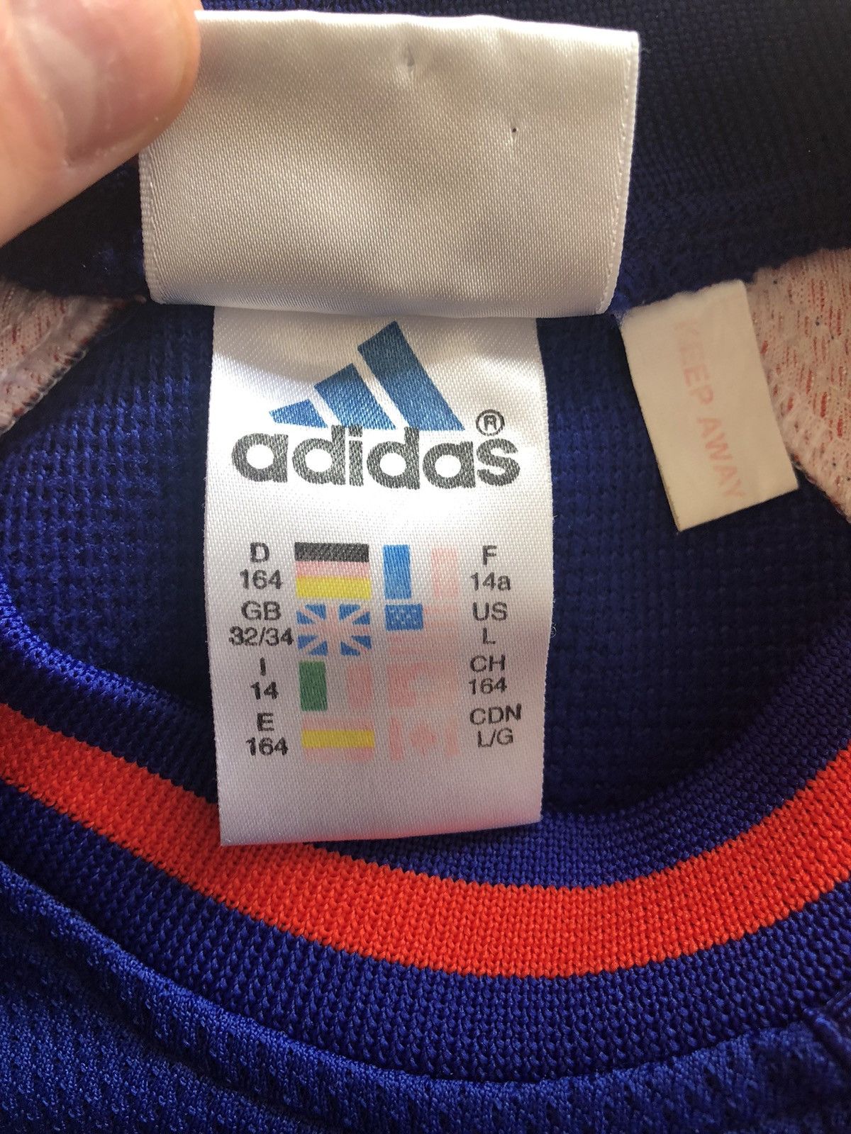 Adidas × Vintage VINTAGE ADIDAS BASKETBALL RETRO STYLE SWEATSHIRT ZIP JERSEY Size US L / EU 52-54 / 3 - 6 Thumbnail