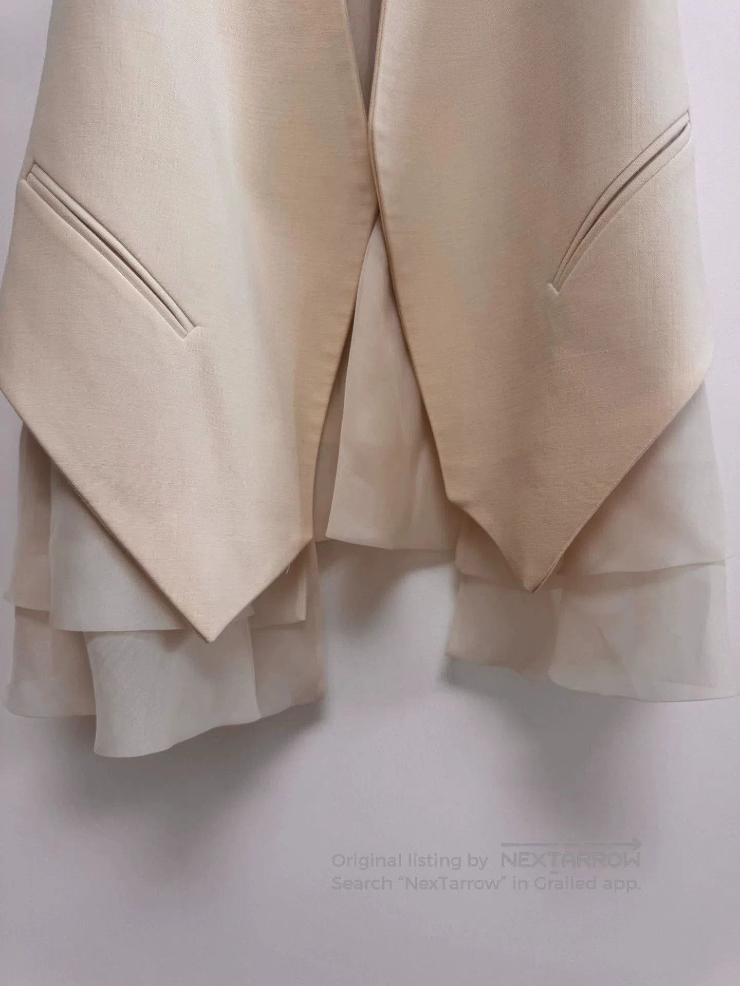 Brunello Cucinelli cream color faux layered vest by brunello cucinelli. Size US M / EU 48-50 / 2 - 3 Thumbnail