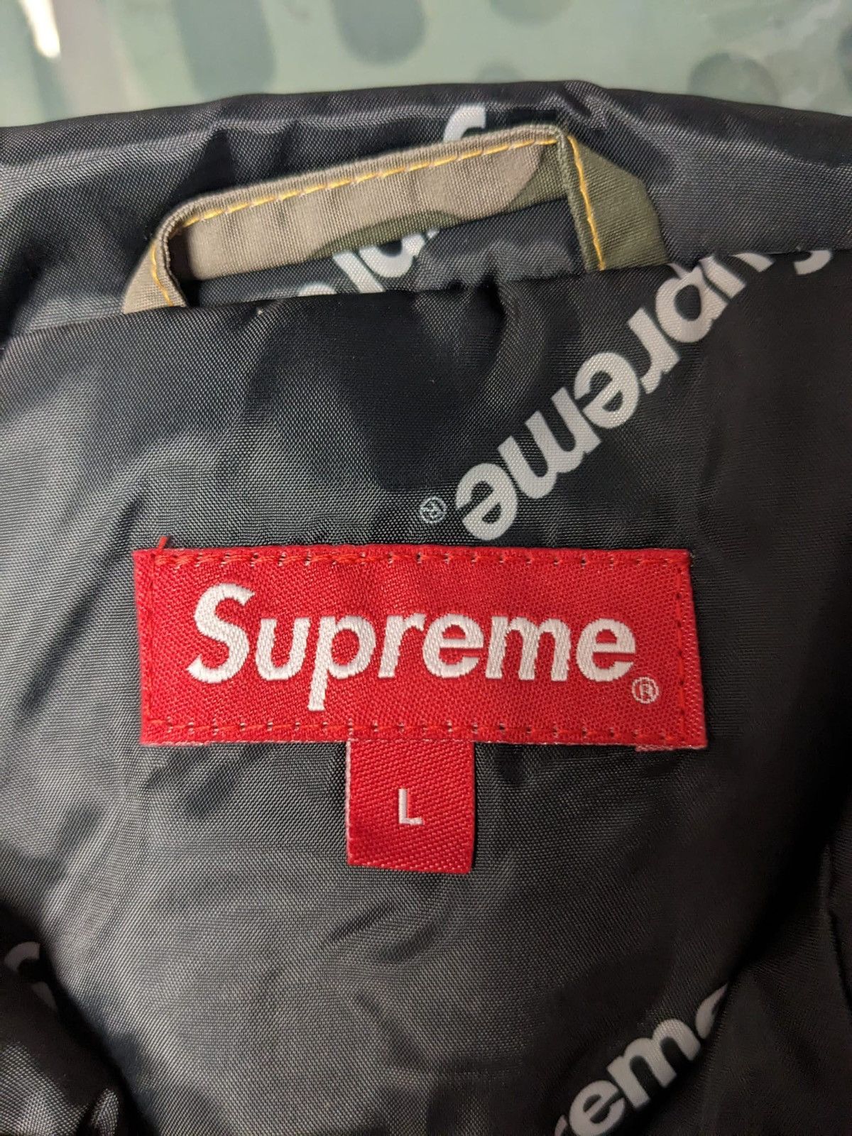 Supreme FW17 SUPREME HOODED LOGO HALF ZIP PULLOVER JACKET CAMO Size US L / EU 52-54 / 3 - 5 Thumbnail