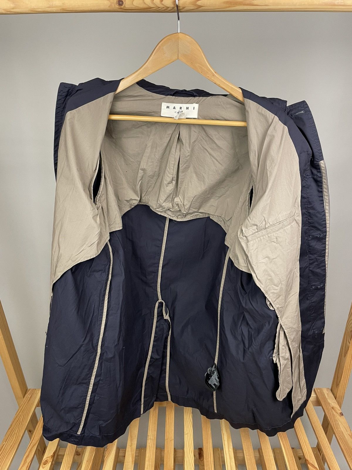 Marni Marni x HM light raincoat size M Size US M / EU 48-50 / 2 - 5 Thumbnail