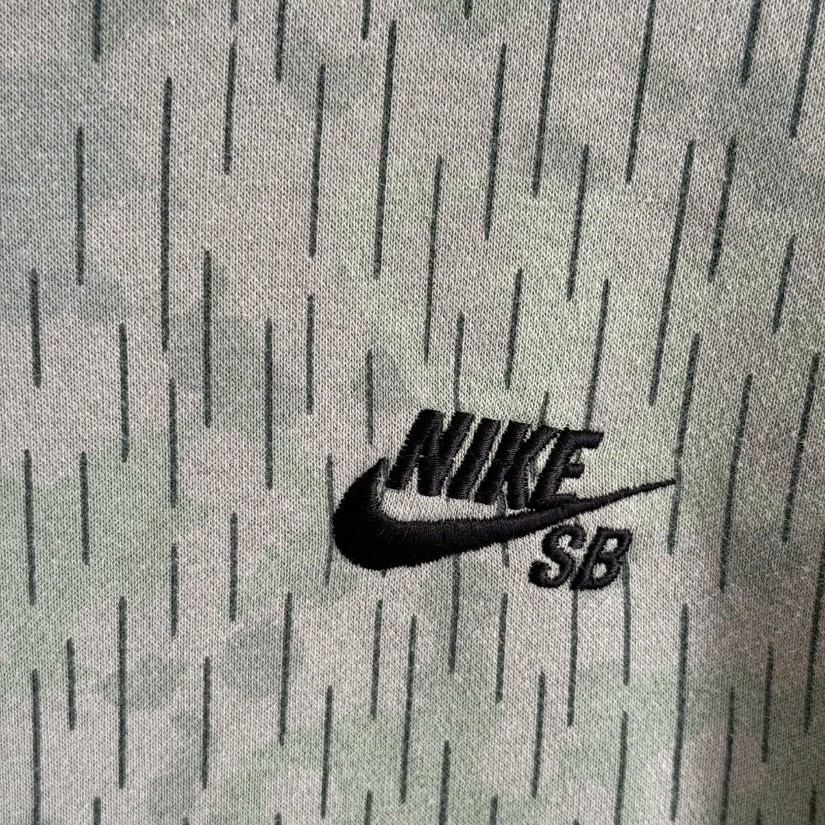 Nike Nike SB Hoodie Camo Pattern Green/Gray Size M Size US M / EU 48-50 / 2 - 5 Thumbnail