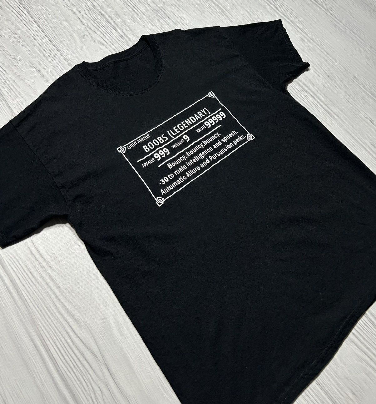 Vintage Boobs (Legendary) Skyrim Style T-Shirt Humor Size US XL / EU 56 / 4 - 3 Thumbnail
