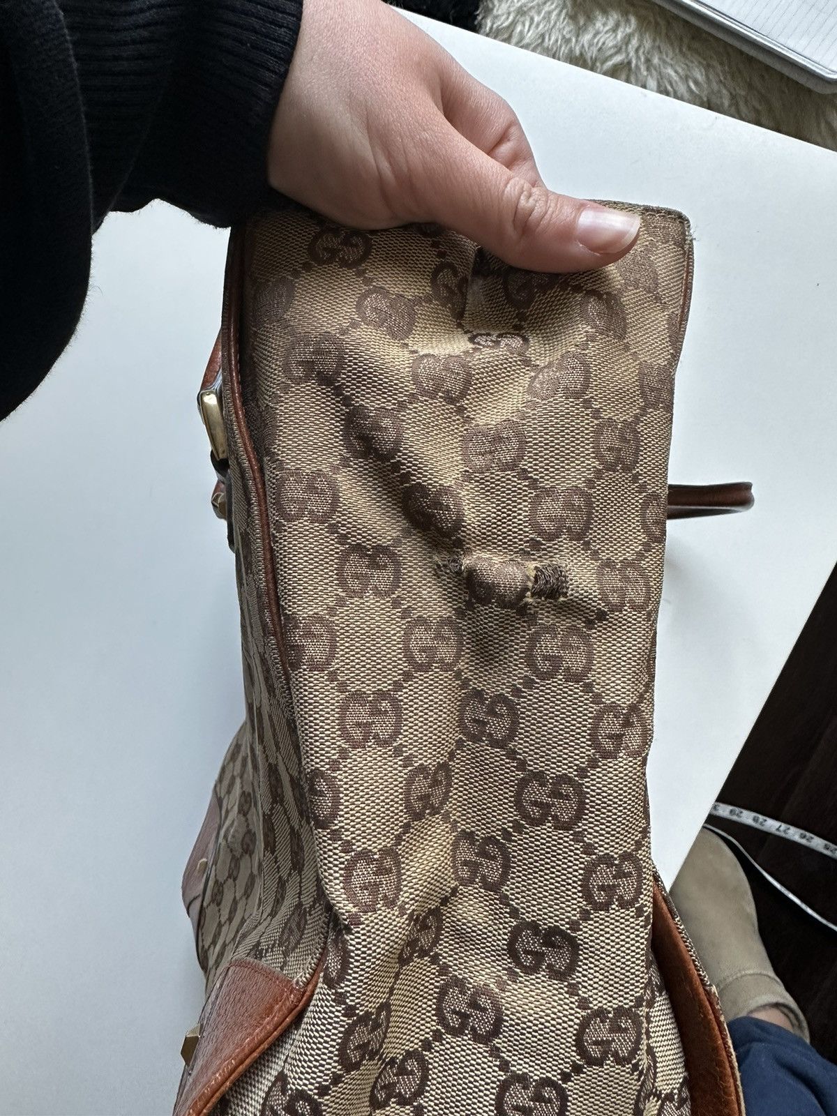 Vintage Vintage Gucci GG Logo Nailhead Tote Canvas Leather Tan Brown Size ONE SIZE - 7 Thumbnail