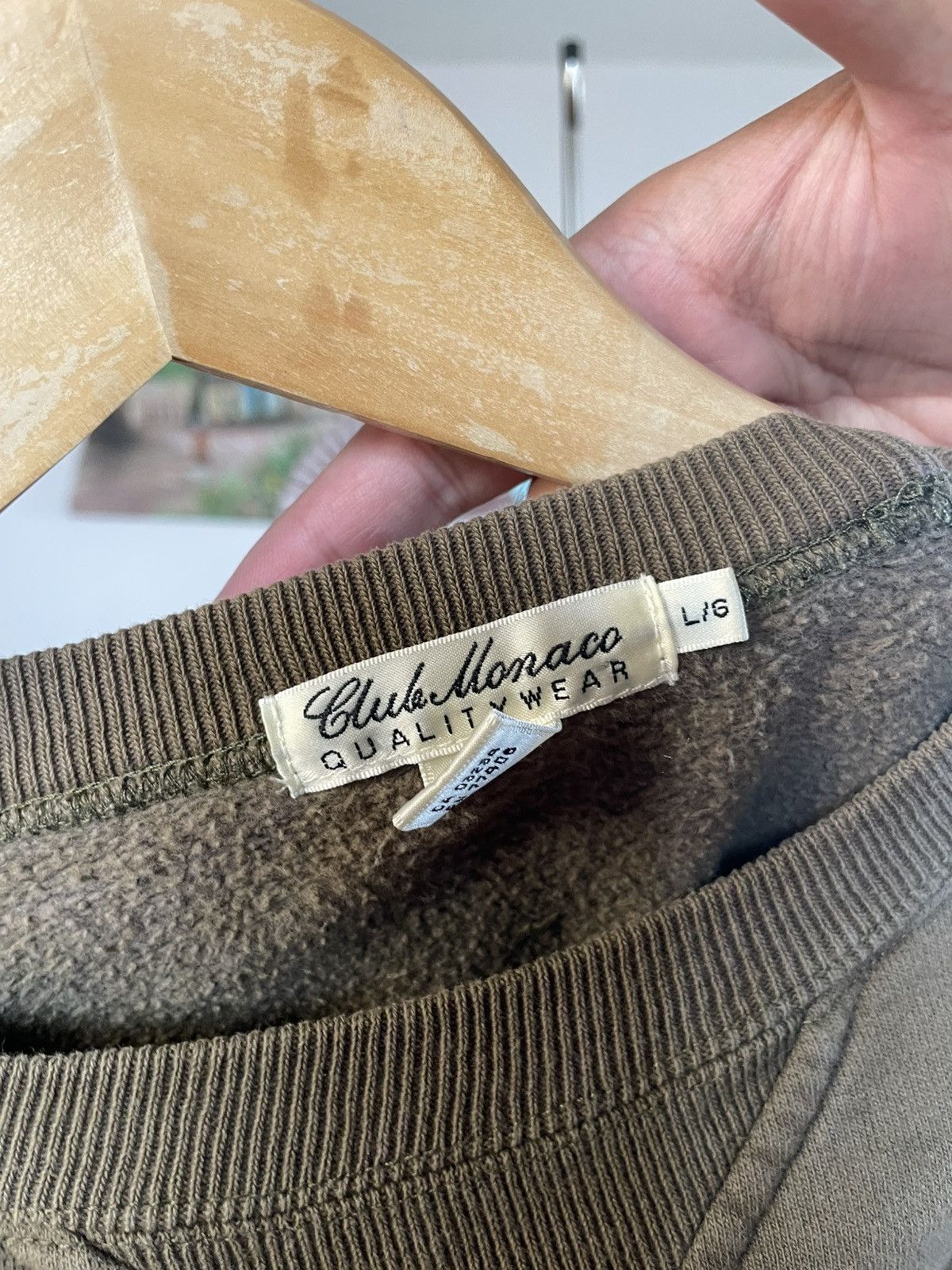 Club Monaco Vintage Club Monaco Essential Logo Sweater Size US L / EU 52-54 / 3 - 2 Thumbnail