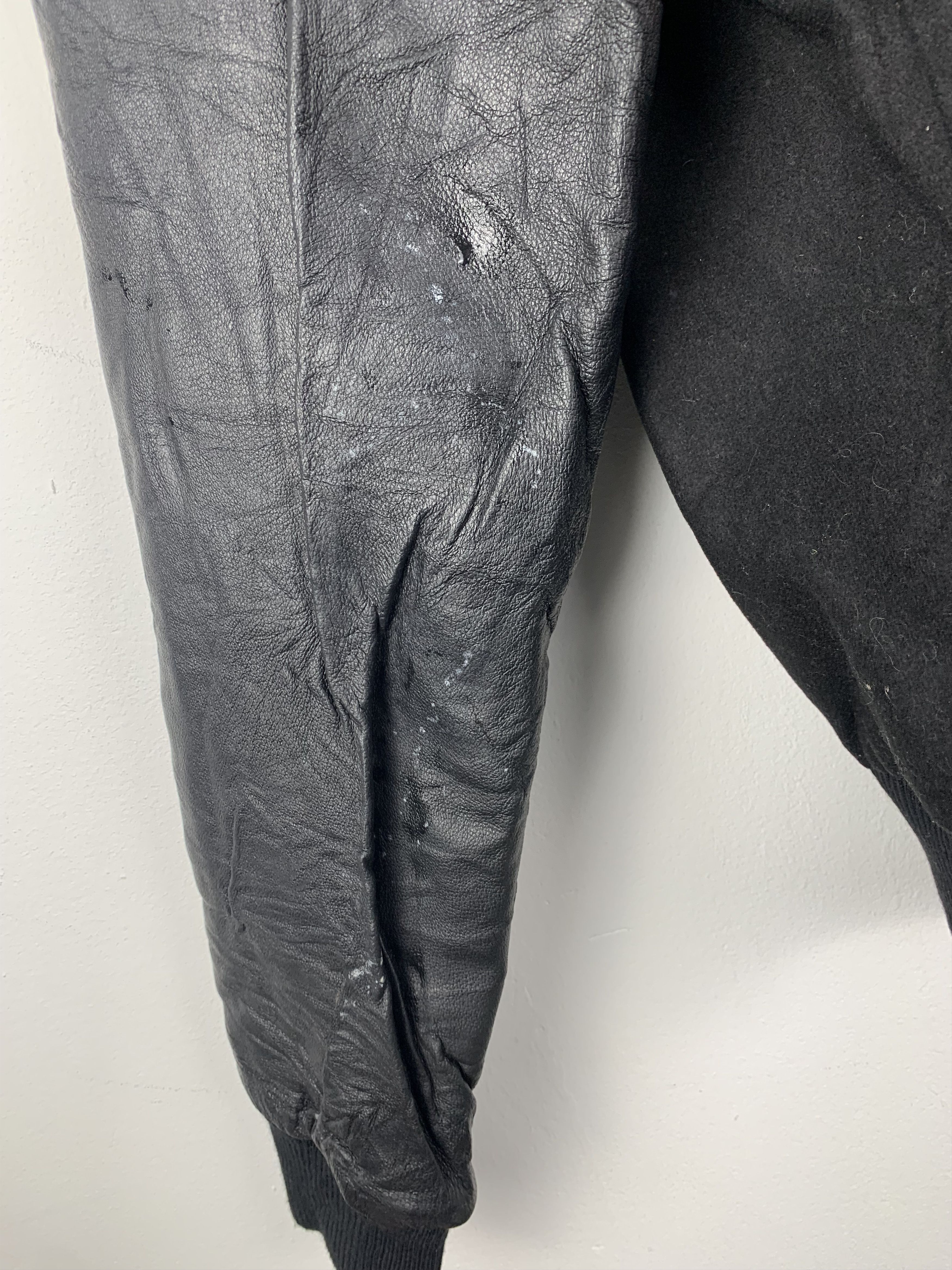Vintage Vintage 90s Cheersport Sleeve Leather Varsity Jacket V0509 Size US M / EU 48-50 / 2 - 9 Thumbnail