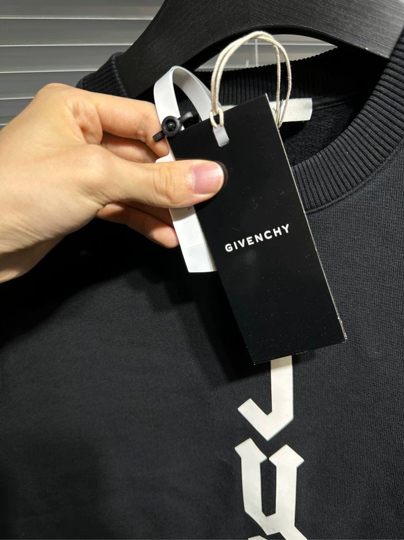 Givenchy Givenchy Letter Print Black Hoodie Round Neck Long Sleeve 2 Size US XS / EU 42 / 0 - 3 Thumbnail