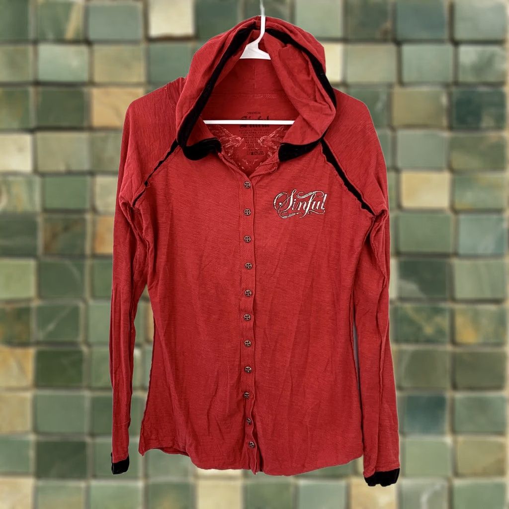 Affliction Sinful by Affliction Hoodie Women’s Red Wings Raglan Long Sleeve Button Front Graphic Print Slimming 100% Cotton Medium Size M / US 6-8 / IT 42-44 - 1 Thumbnail