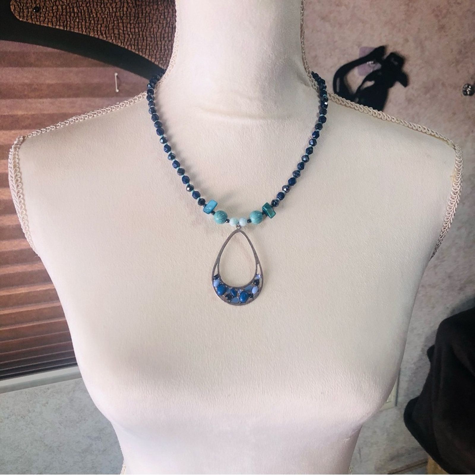 Handmade Handcrafted genuine stone faceted sodalite crystal necklace Size ONE SIZE - 4 Thumbnail