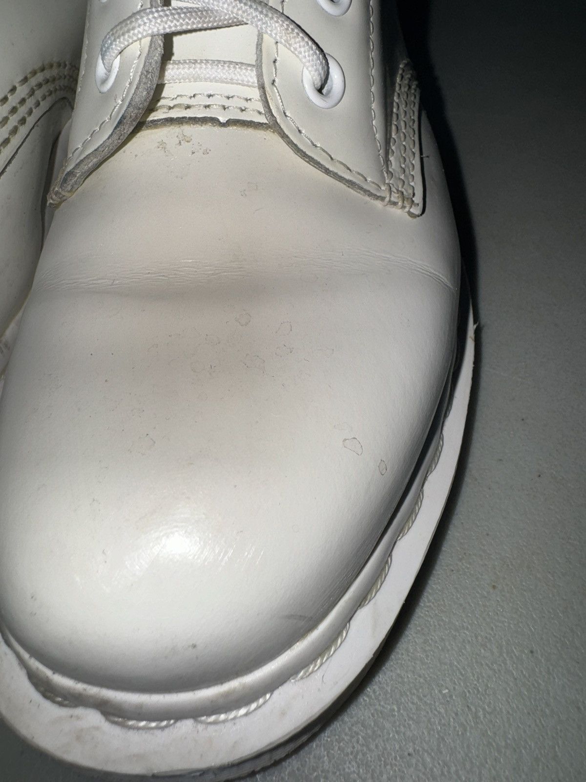 Dr. Martens Dr. Martens 1460 White Mono Smooth Leather Lace