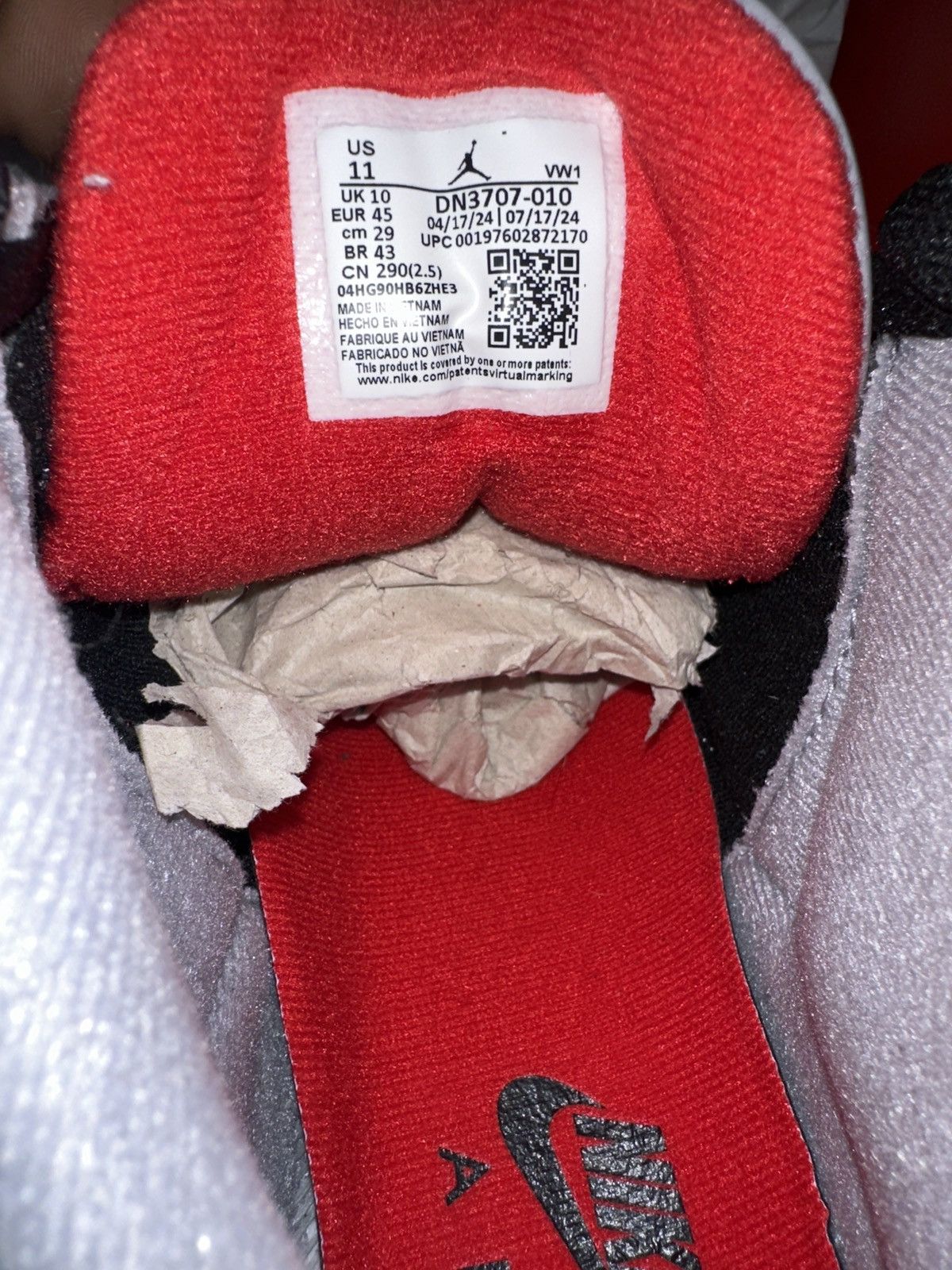 Jordan Brand Air Jordan 3 Black Cement(new/ never worn) Size US 11 / EU 44 - 7 Thumbnail