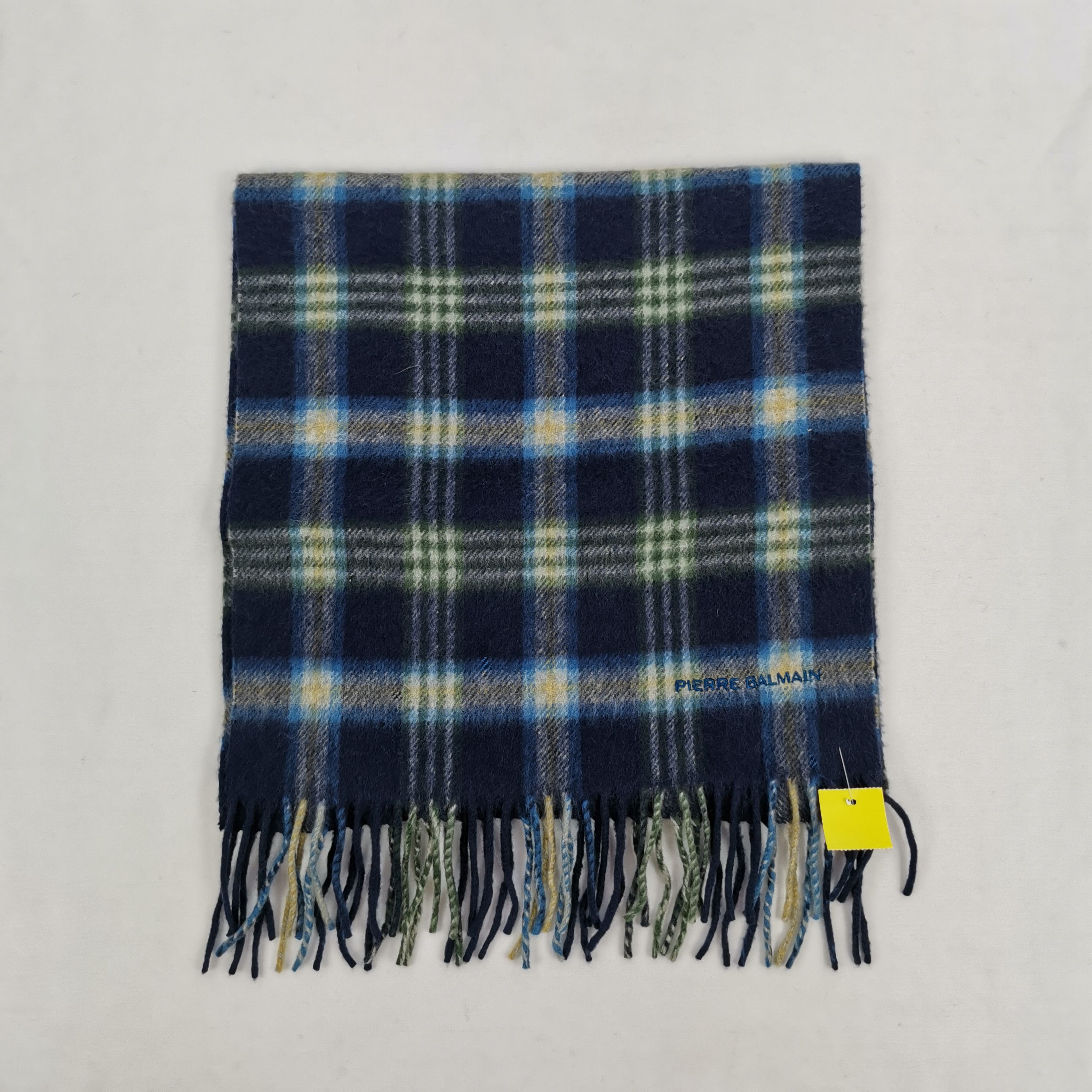 Japanese Brand Vintage Pierre Balmain Scarf Plaid Muffler Wool Scarves . Size ONE SIZE - 2 Thumbnail