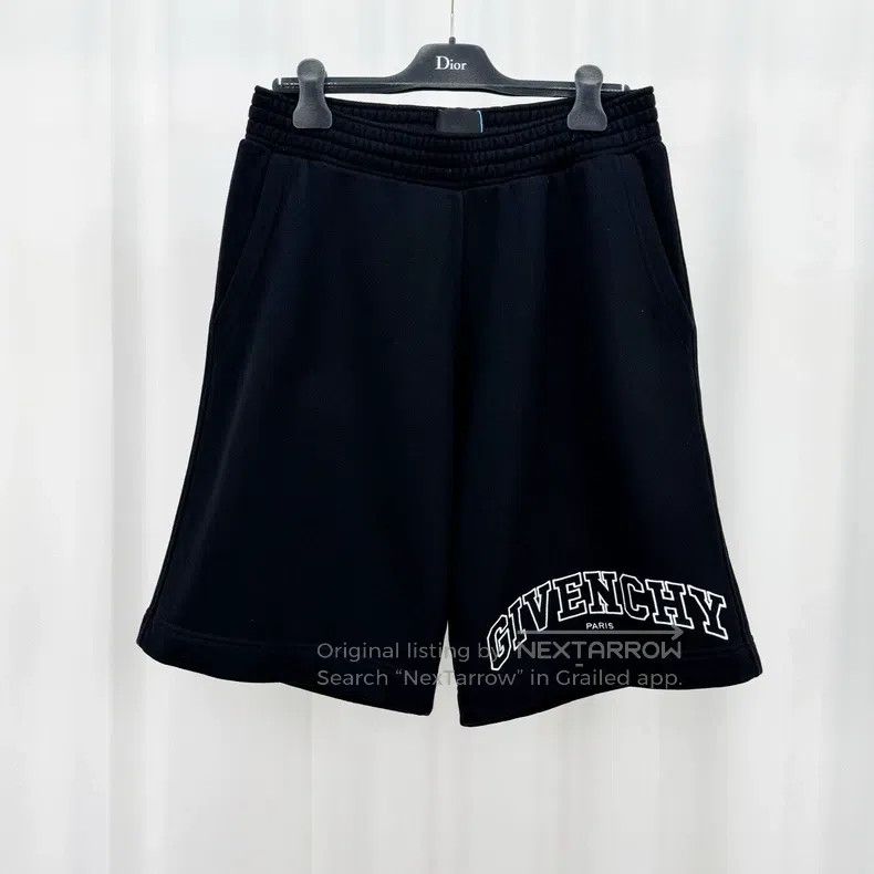 Givenchy Givenchy SizeM 23ss New Black Embroidered Letter Shorts Size US 30 / EU 46 - 1 Thumbnail