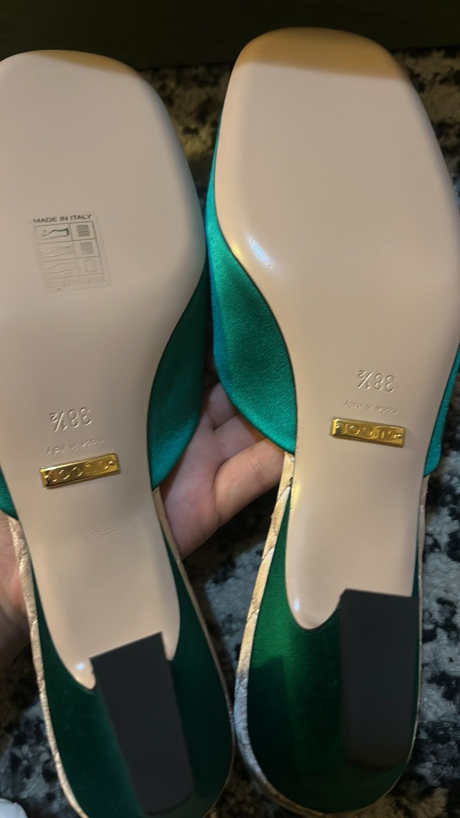 Gucci Gucci Wrap-Toe Horsebit Mules Shamarock/Emerald Size 38.5 Size US 8.5 / IT 38.5 - 6 Thumbnail