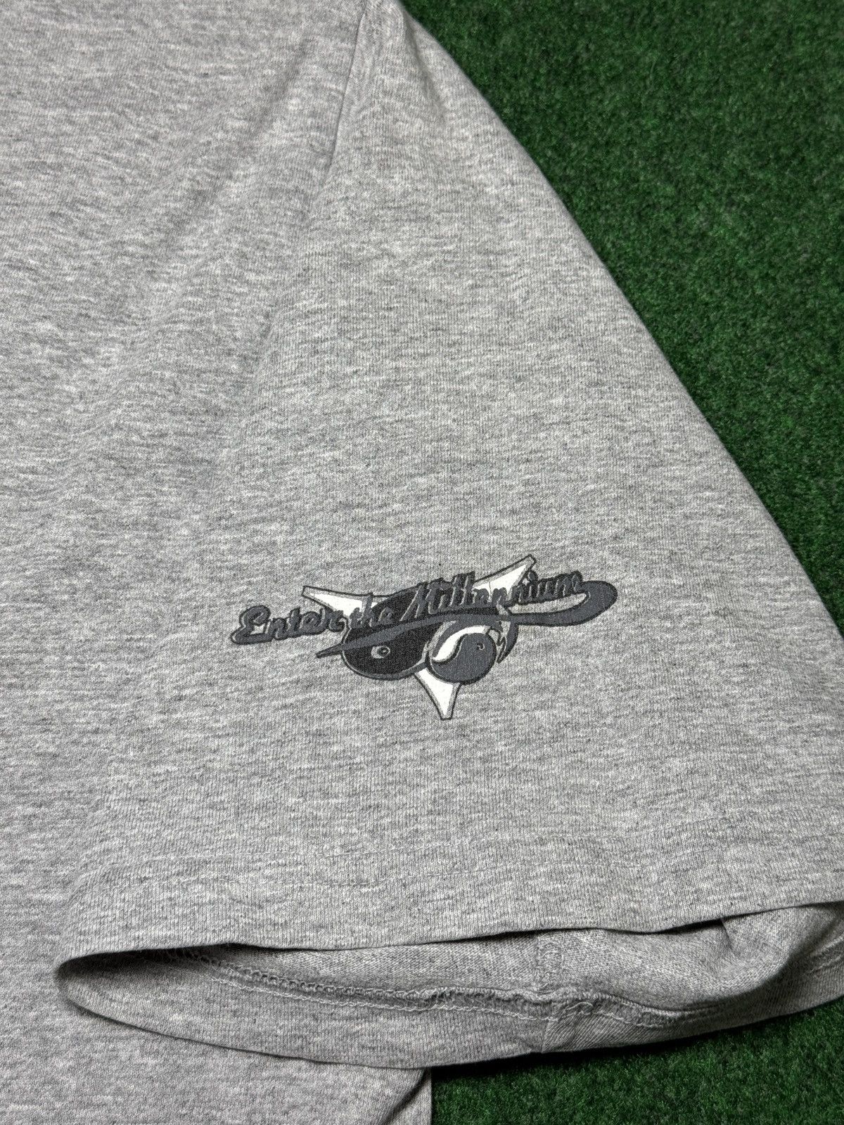 Southpole × Vintage Vtg 90s South Pole GRAIL Yin Yang 8 Ball Hip Hop T Shirt Size US XXL / EU 58 / 5 - 3 Thumbnail