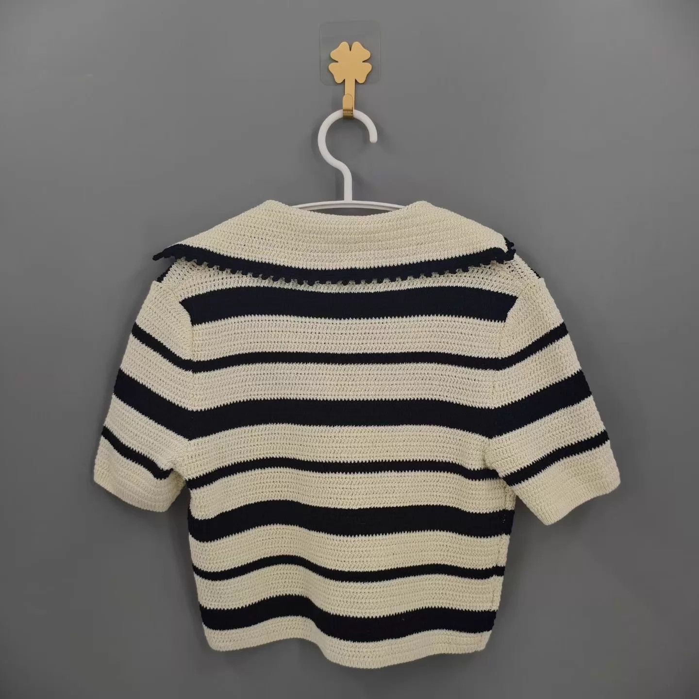 Miu Miu MIU MIU Women's Beige Color-Blocked Stripe Short-Sleeve Knit Size XS / US 0-2 / IT 36-38 - 2 Thumbnail