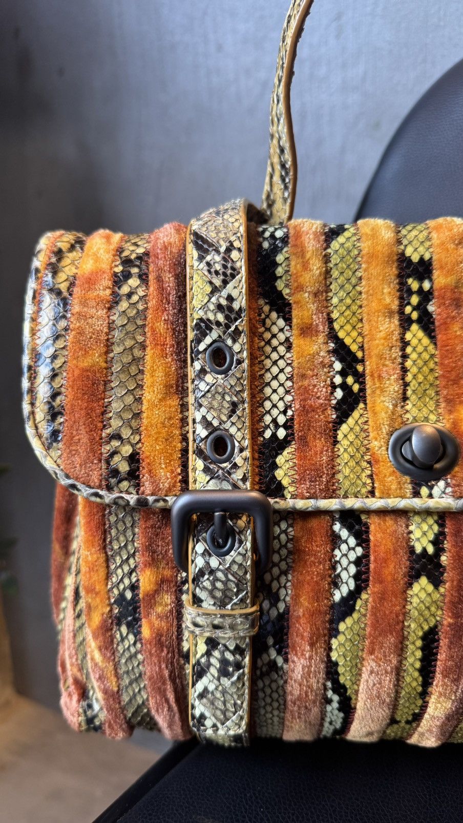 Bottega Veneta Bottega Veneta Fall 2011 Exotic Runway Handbag Size ONE SIZE - 7 Thumbnail
