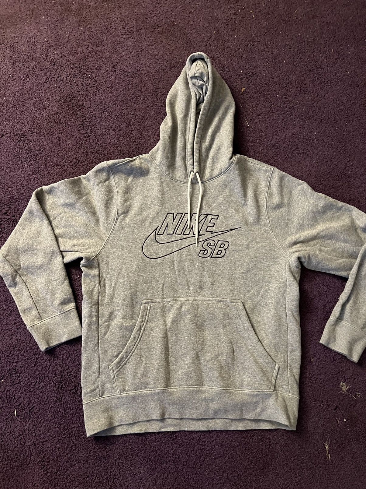 Nike × Vintage Nike Sb Grey Hoodie Size US L / EU 52-54 / 3 - 1 Thumbnail