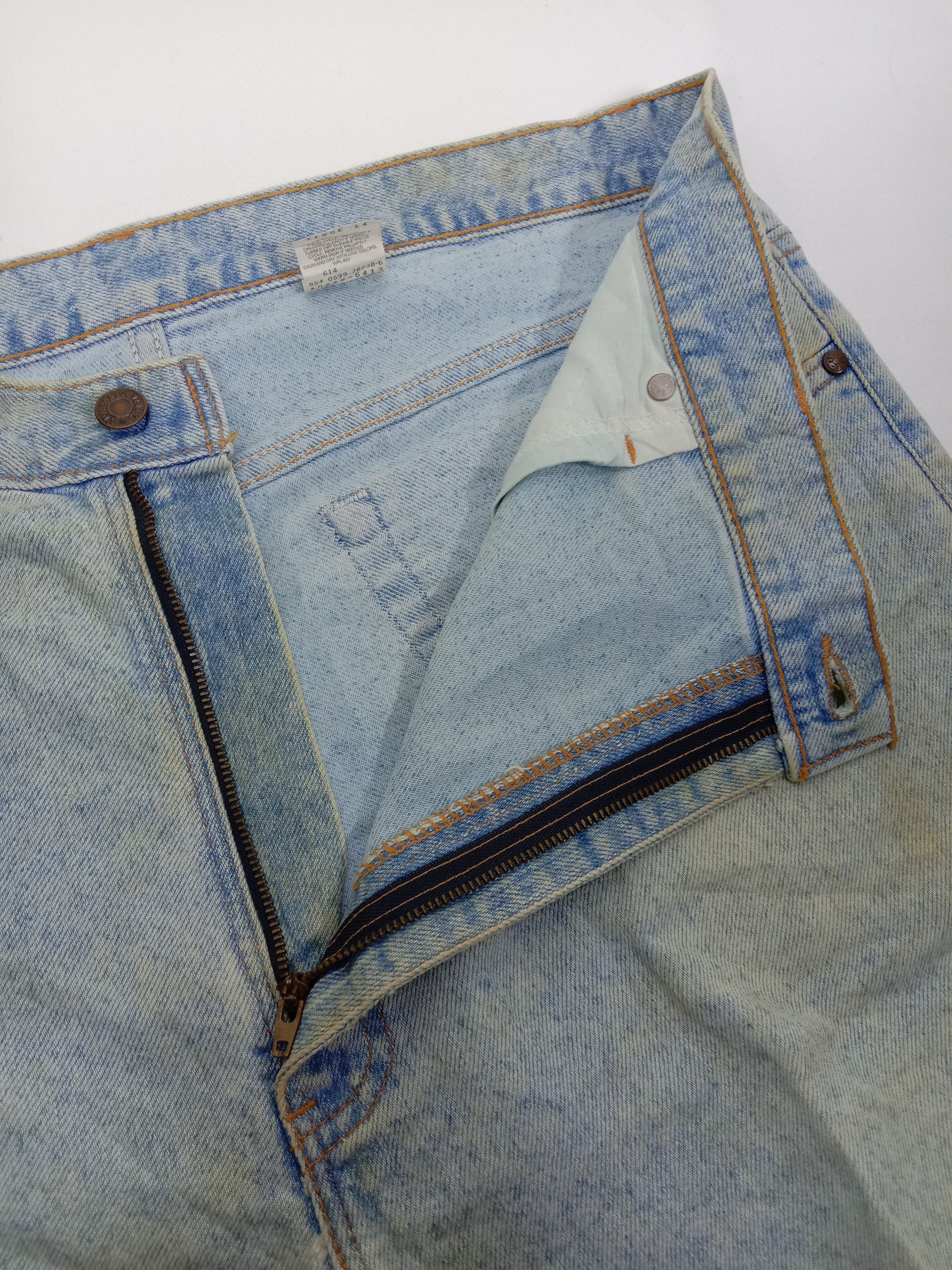 Levi's Vintage 90s Levi's 540 Jeans Light Wash Relaxed Fit Denim Size US 39 - 9 Thumbnail