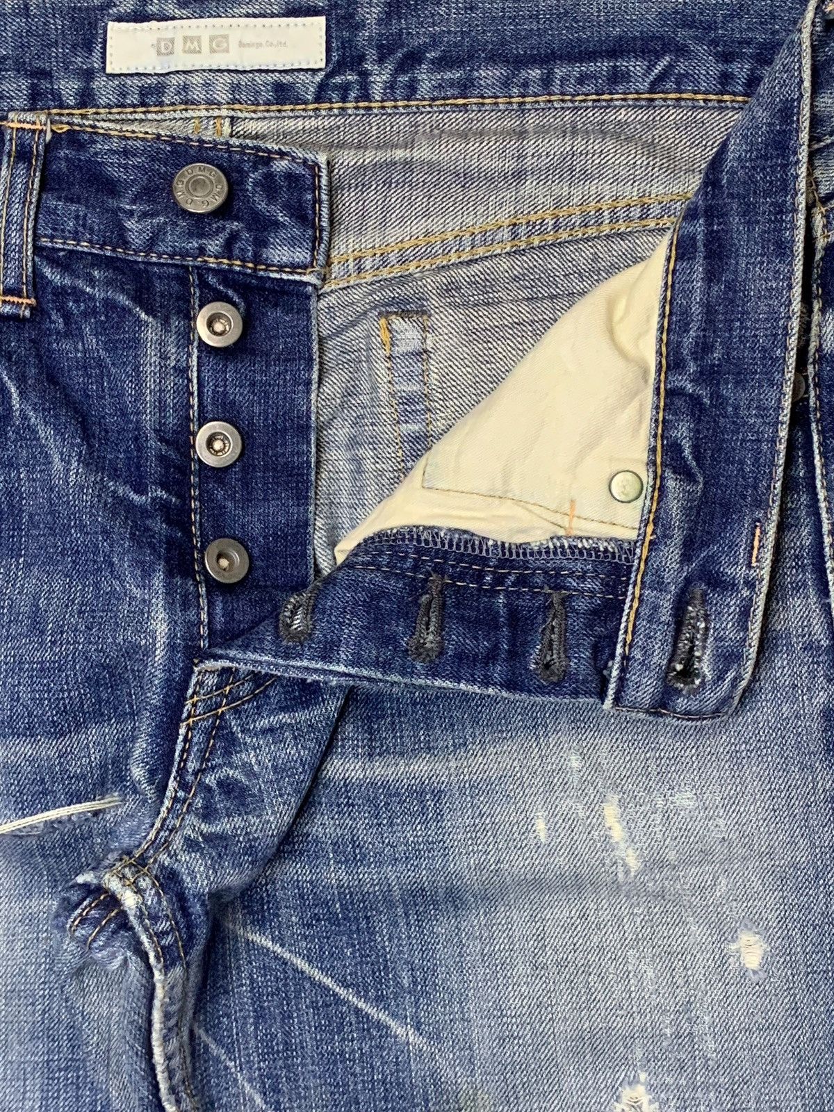Japanese Brand SALES🔥Vintage Japanese Brand Faded Wash Distressed Jeans Size US 30 / EU 46 - 3 Thumbnail