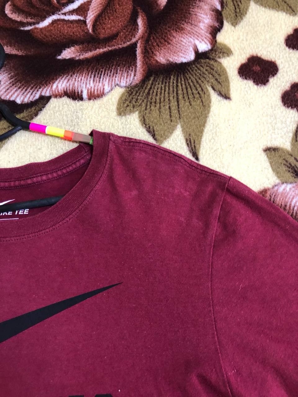 Nike Nike Shirt Men Center Swoosh Athletic Department Logo Size US S / EU 44-46 / 1 - 13 Thumbnail
