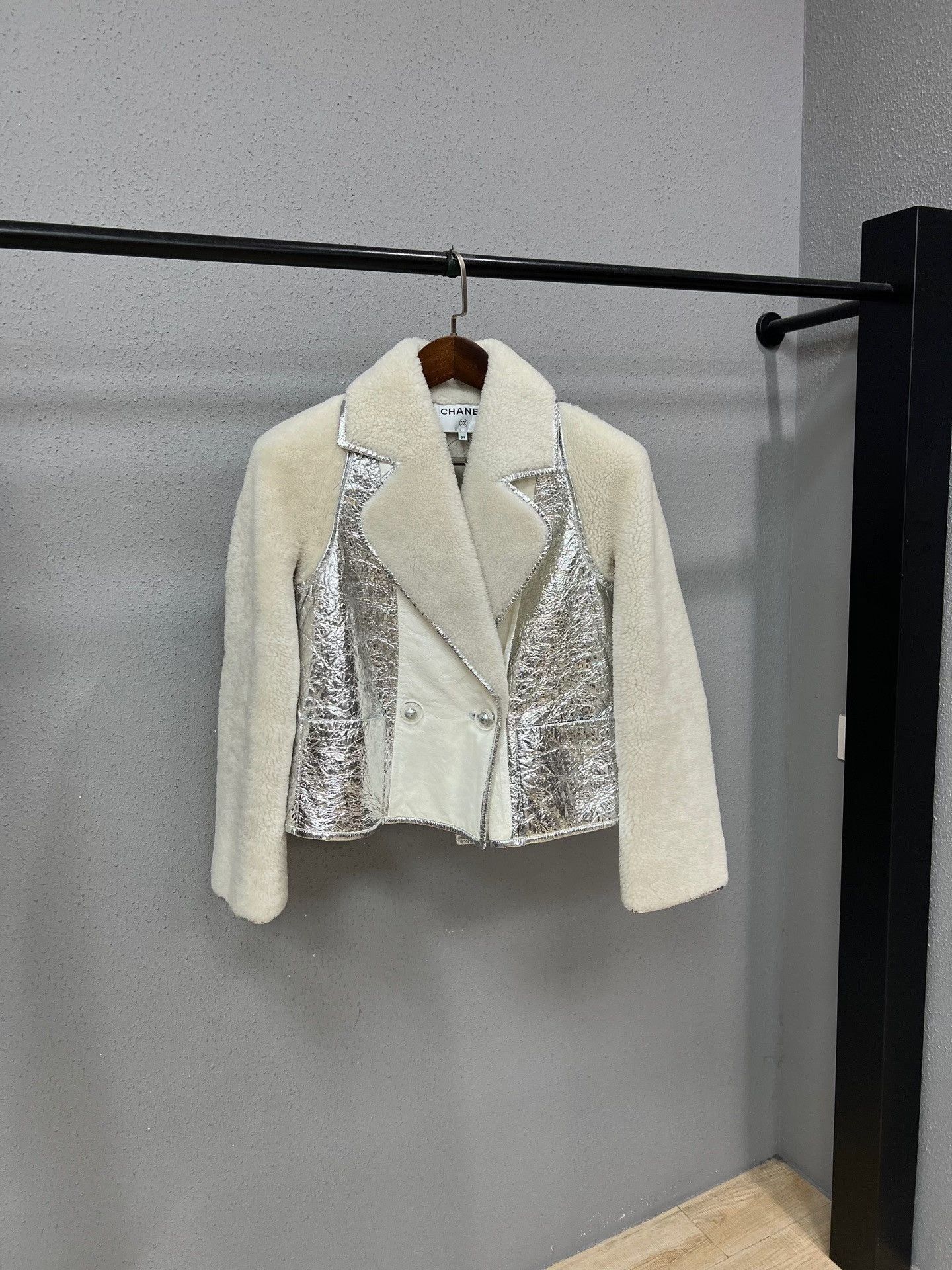 Chanel Chanel Silver Spliced Lamb Wool Coat Size XXS / US 00 / IT 34 - 1 Thumbnail