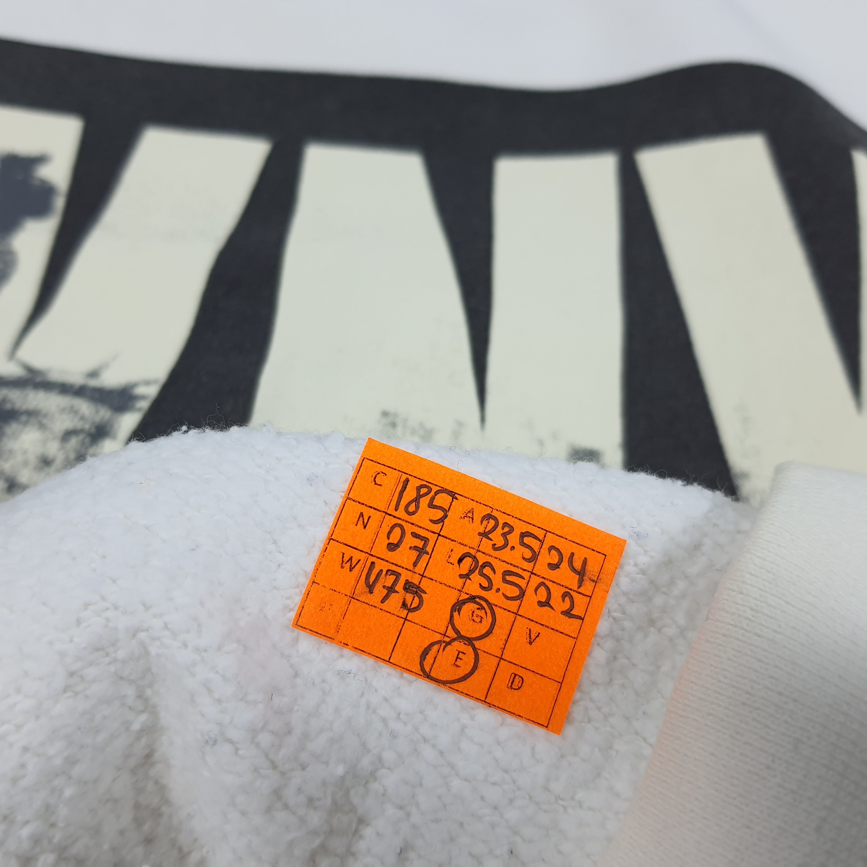 DKNY × Vintage Vintage DKNY New York Streetwear Sweatshirt Size US L / EU 52-54 / 3 - 6 Thumbnail