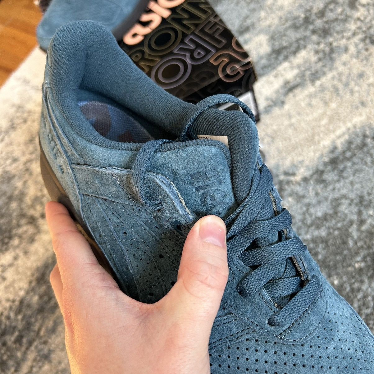 Asics × Kith × Ronnie Fieg 1201A224-300 FW20 KXTH GEL LYTE iii “THE PALETTE” ANCHOR Size US 8.5 / EU 41-42 - 9 Thumbnail