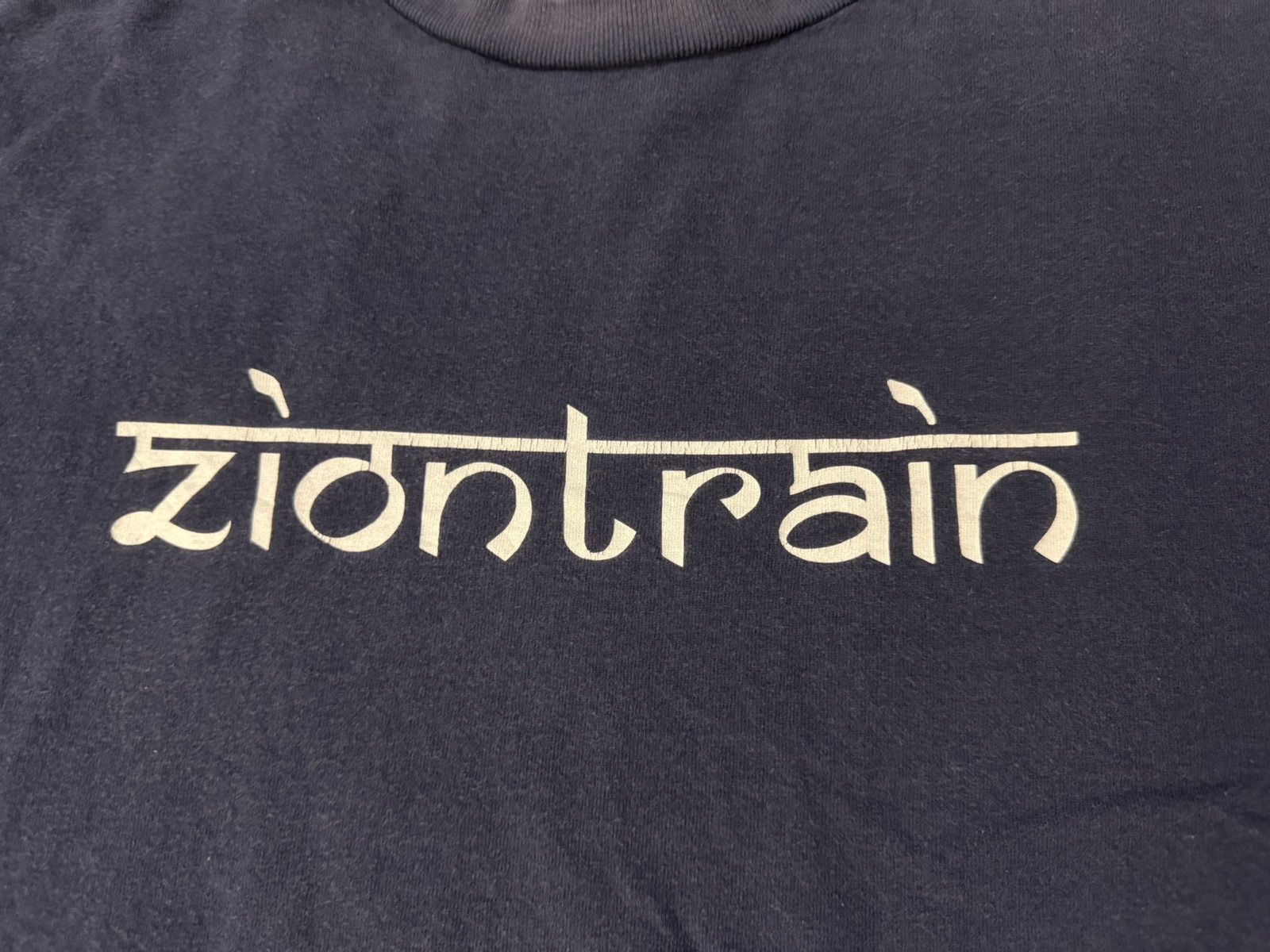 Vintage Vintage 90s Zion Train Shirt Reggaeton Size US XXL / EU 58 / 5 - 2 Thumbnail