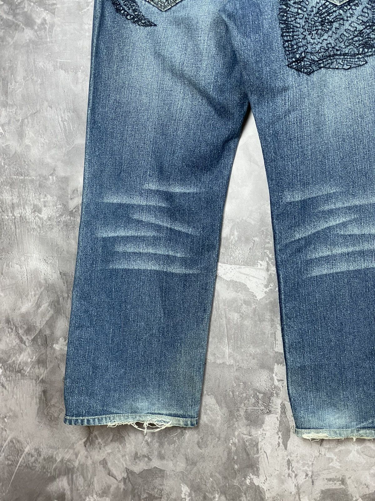 Japanese Brand × Vintage Crazy vintage Y2K baggy embroidered Rocawear denim jeans Size US 34 / EU 50 - 5 Thumbnail