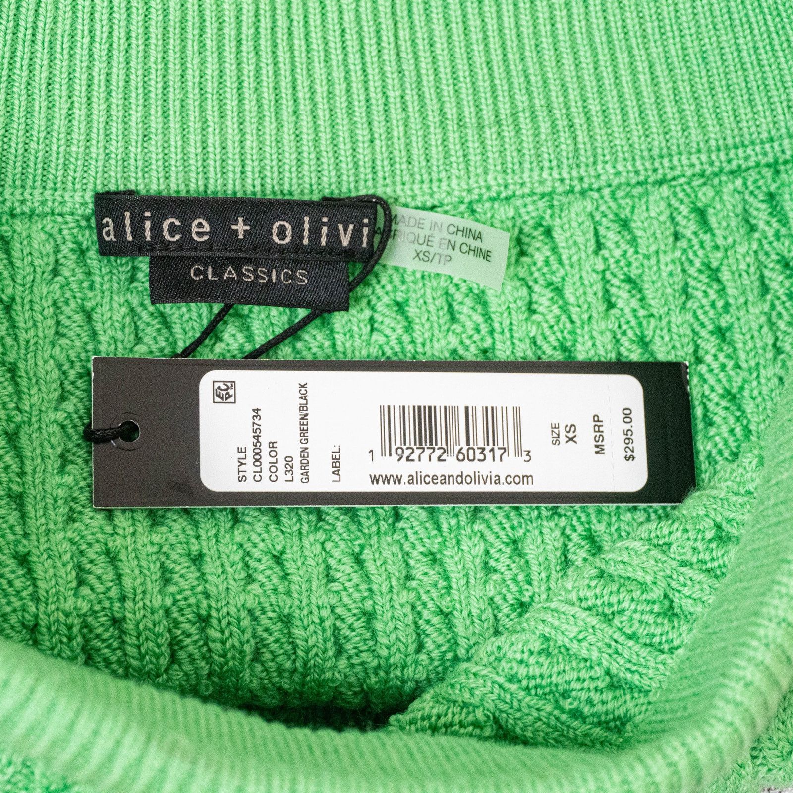 Alice + Olivia Alice + Olivia Ingrid Cable Knit Mini Skirt in Garden Green Size 25" / US 0 / IT 36 - 3 Thumbnail