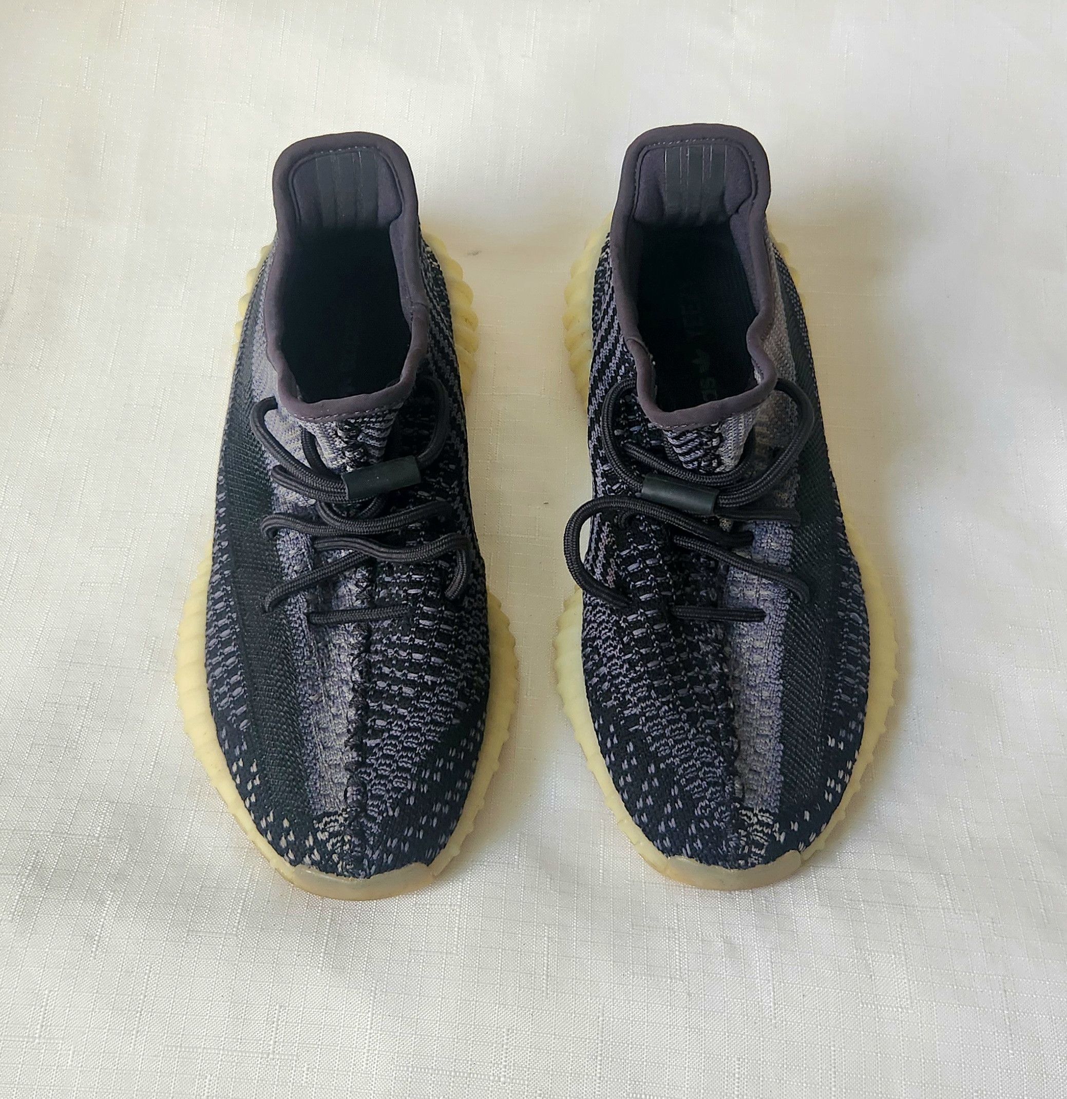 Adidas × Yeezy Adidas Yeezy Boost 350 V2 Low Carbon Size 7 8W FZ5000 Rare Size US 7 / EU 40 - 5 Thumbnail